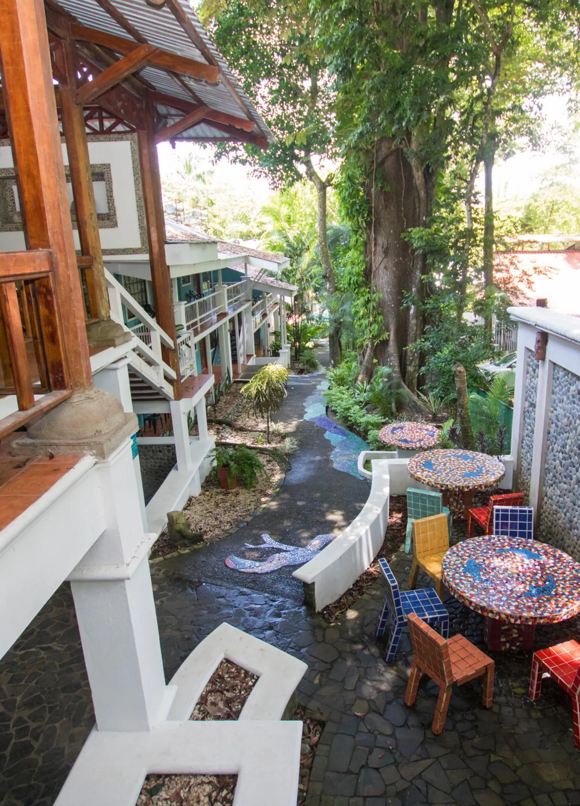 Property building in Oceanfront Hotel Verde Mar direct access to the beach