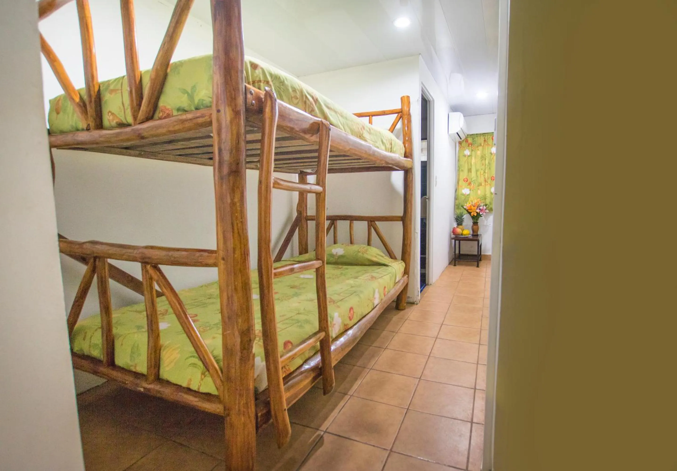bunk bed, Bed in Oceanfront Hotel Verde Mar direct access to the beach