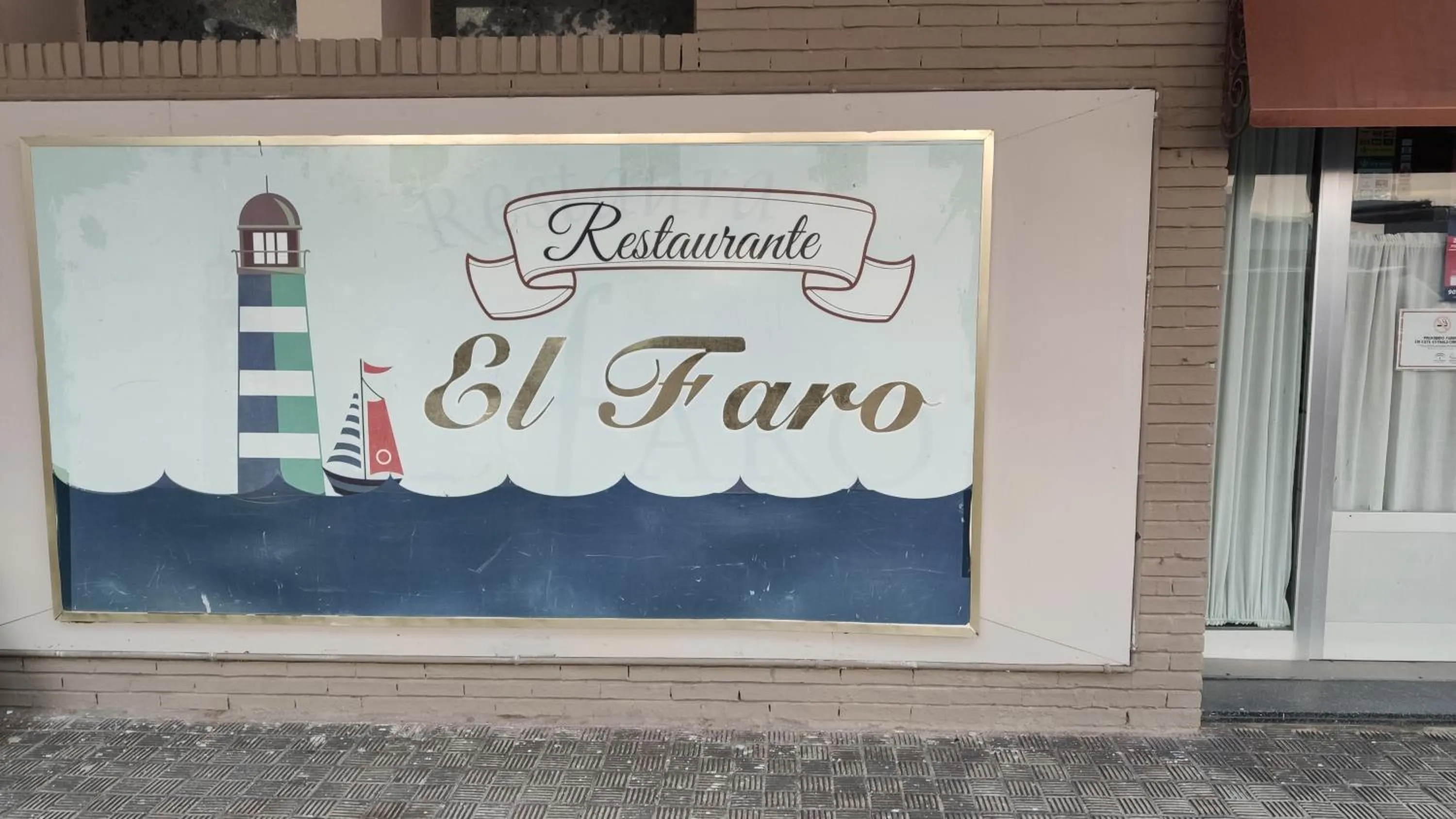 Restaurant/places to eat in VALDECARRETAS Apartamento Rota cerca de playa