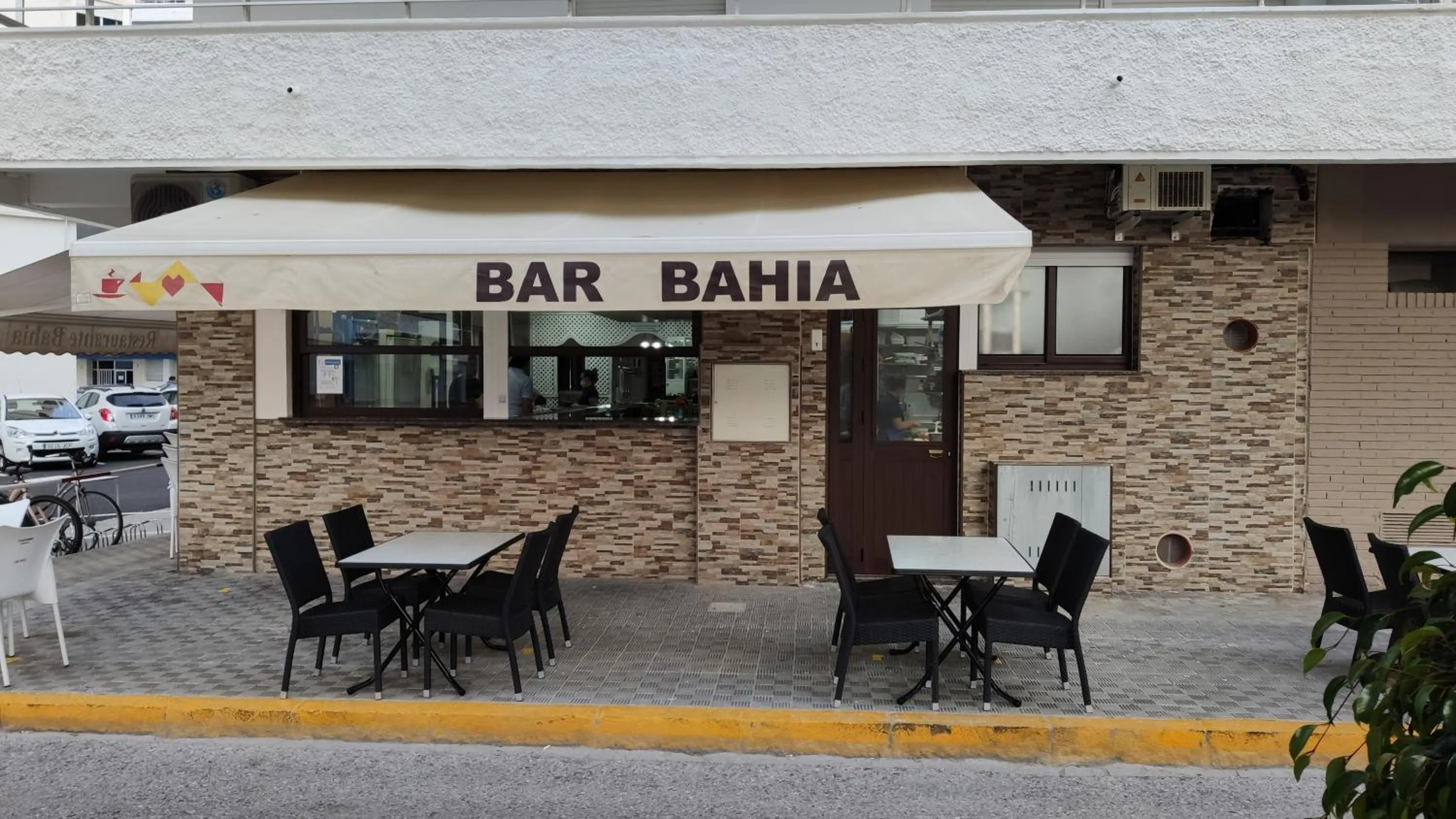 Restaurant/places to eat in VALDECARRETAS Apartamento Rota cerca de playa