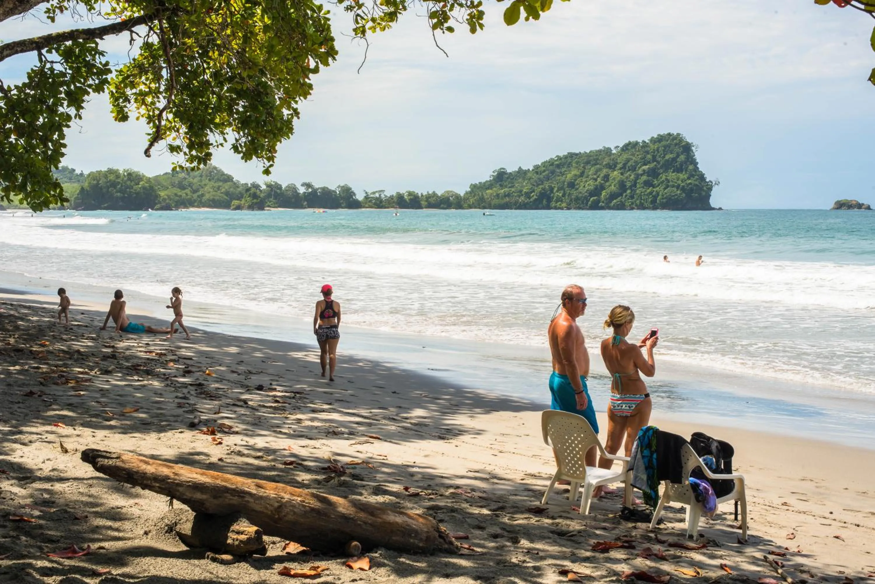 Beach in Karahe Beach Hotel