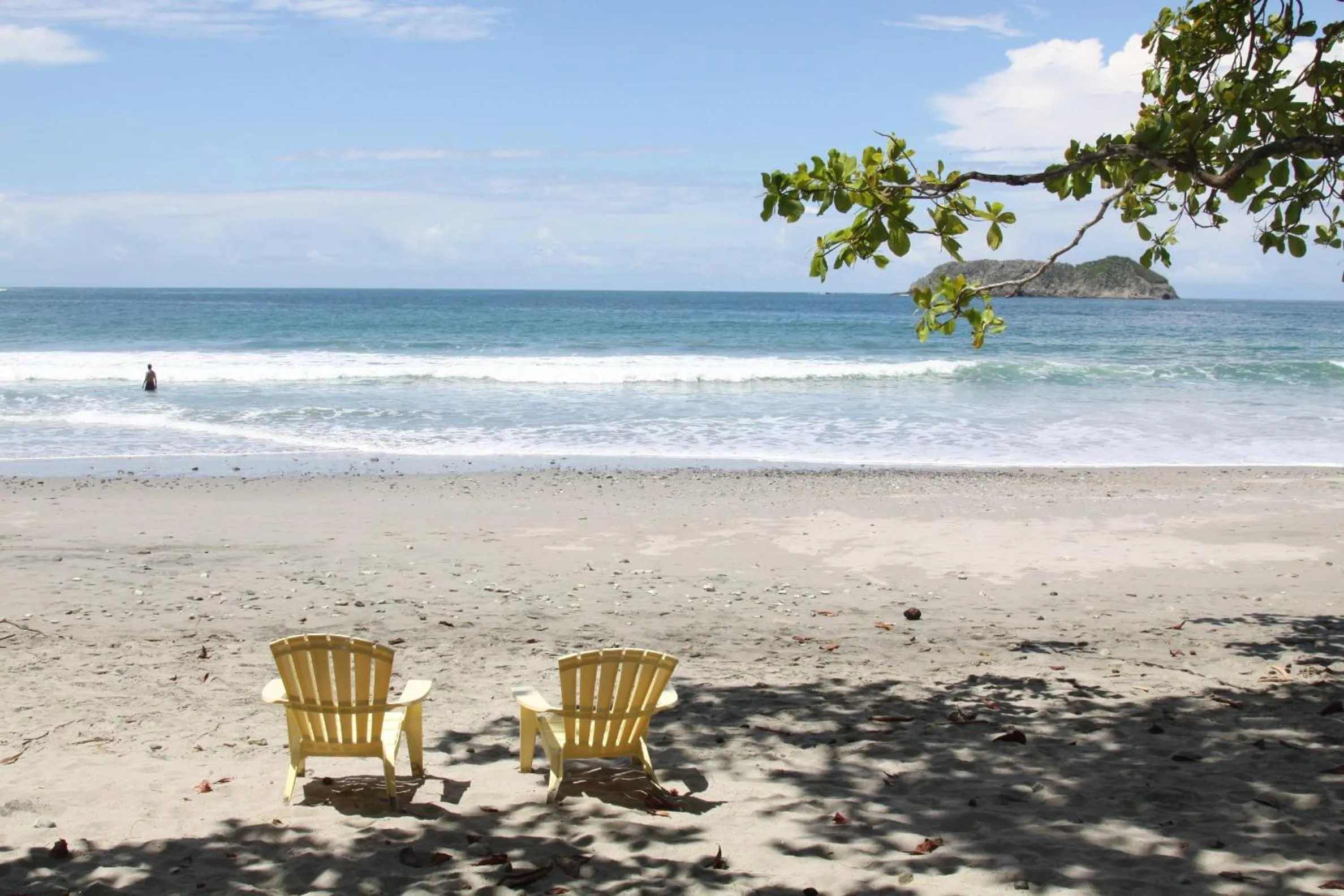 Beach in Karahe Beach Hotel