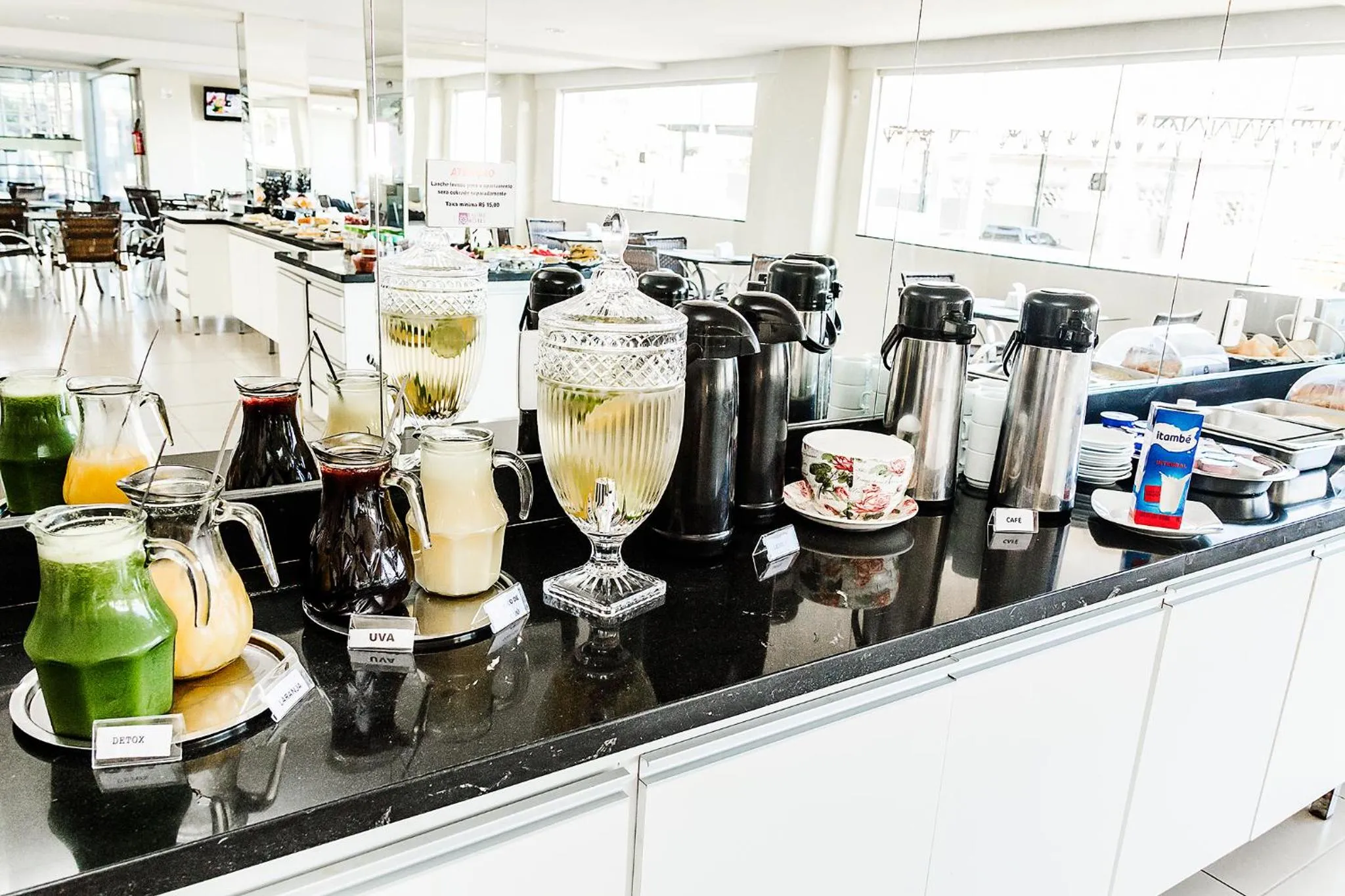 Breakfast in La Vitre Hotel