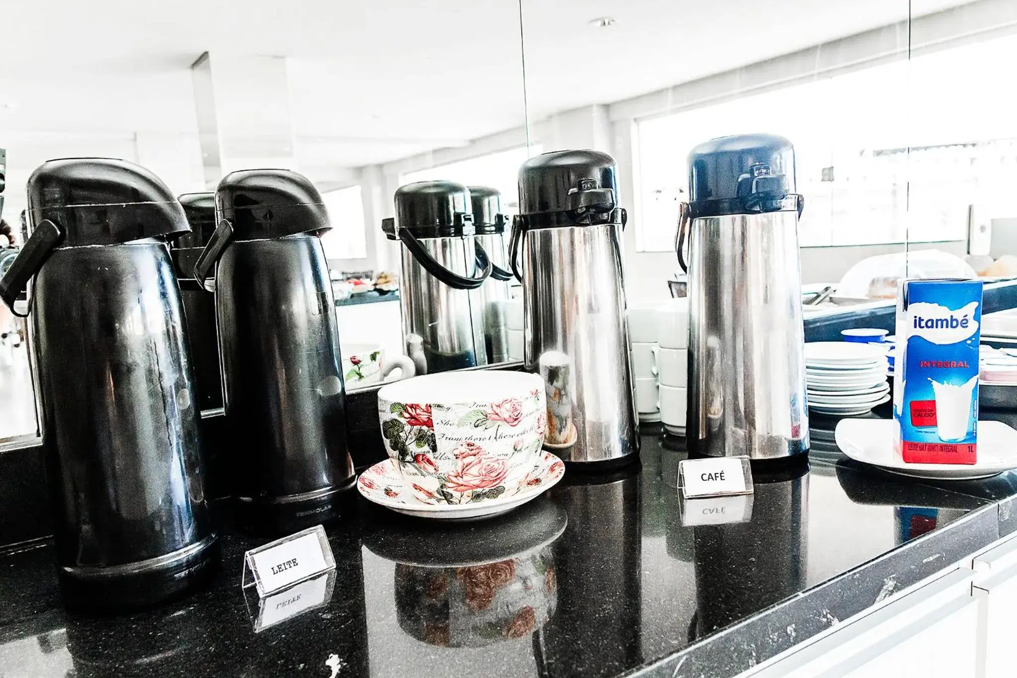 Breakfast in La Vitre Hotel Breakfast in La Vitre Hotel