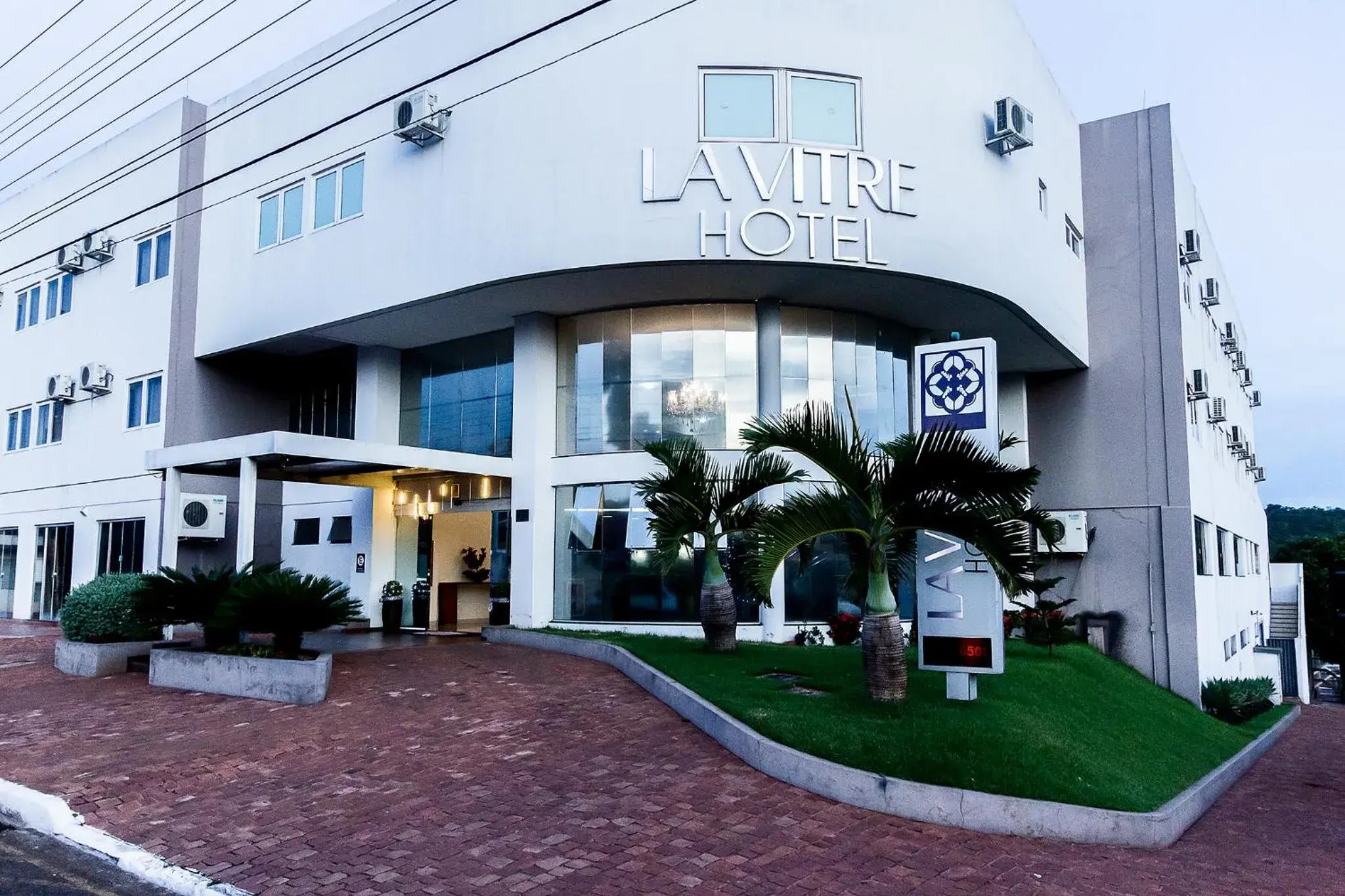 Property building in La Vitre Hotel Property building in La Vitre Hotel