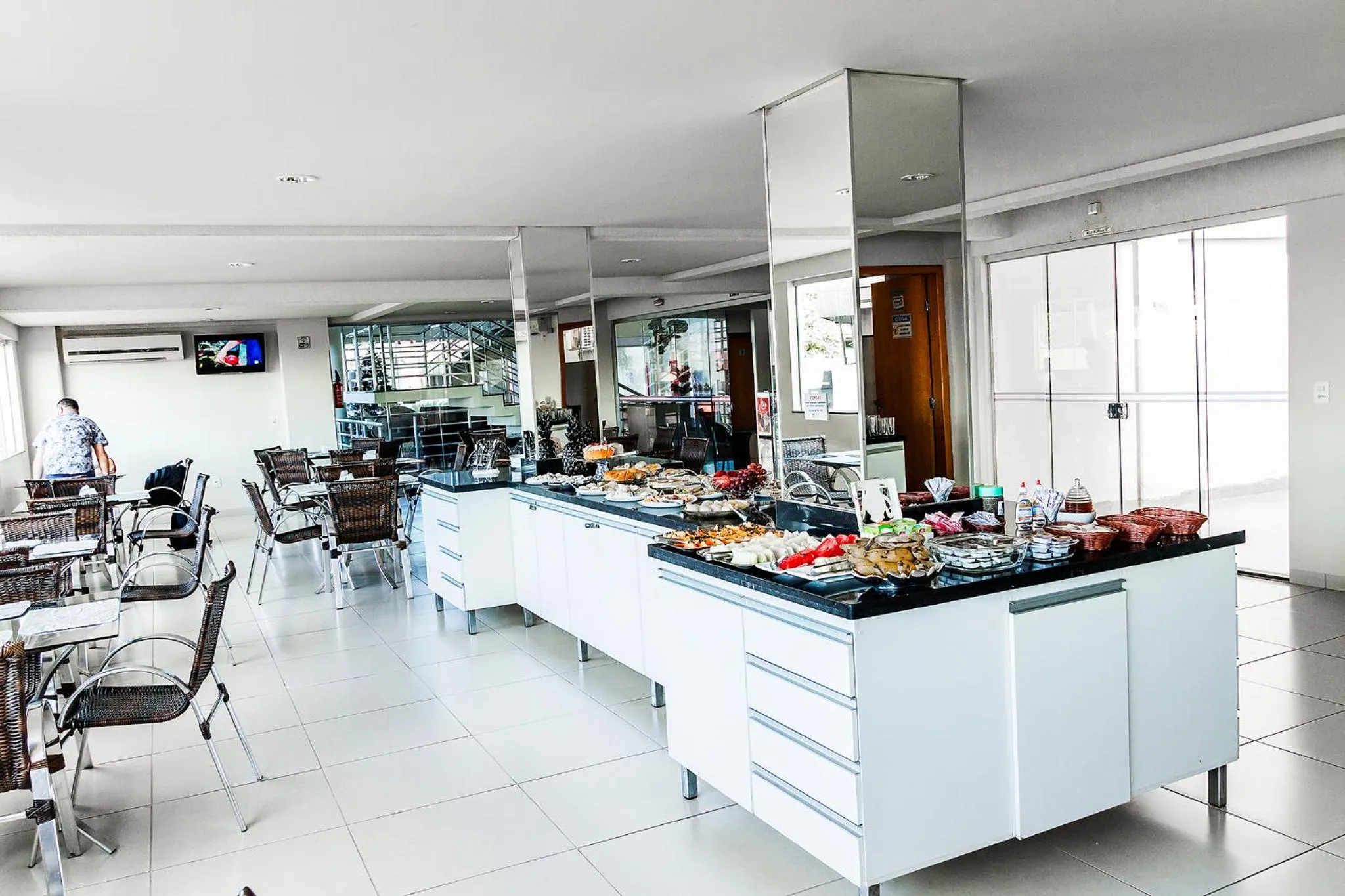 Breakfast in La Vitre Hotel