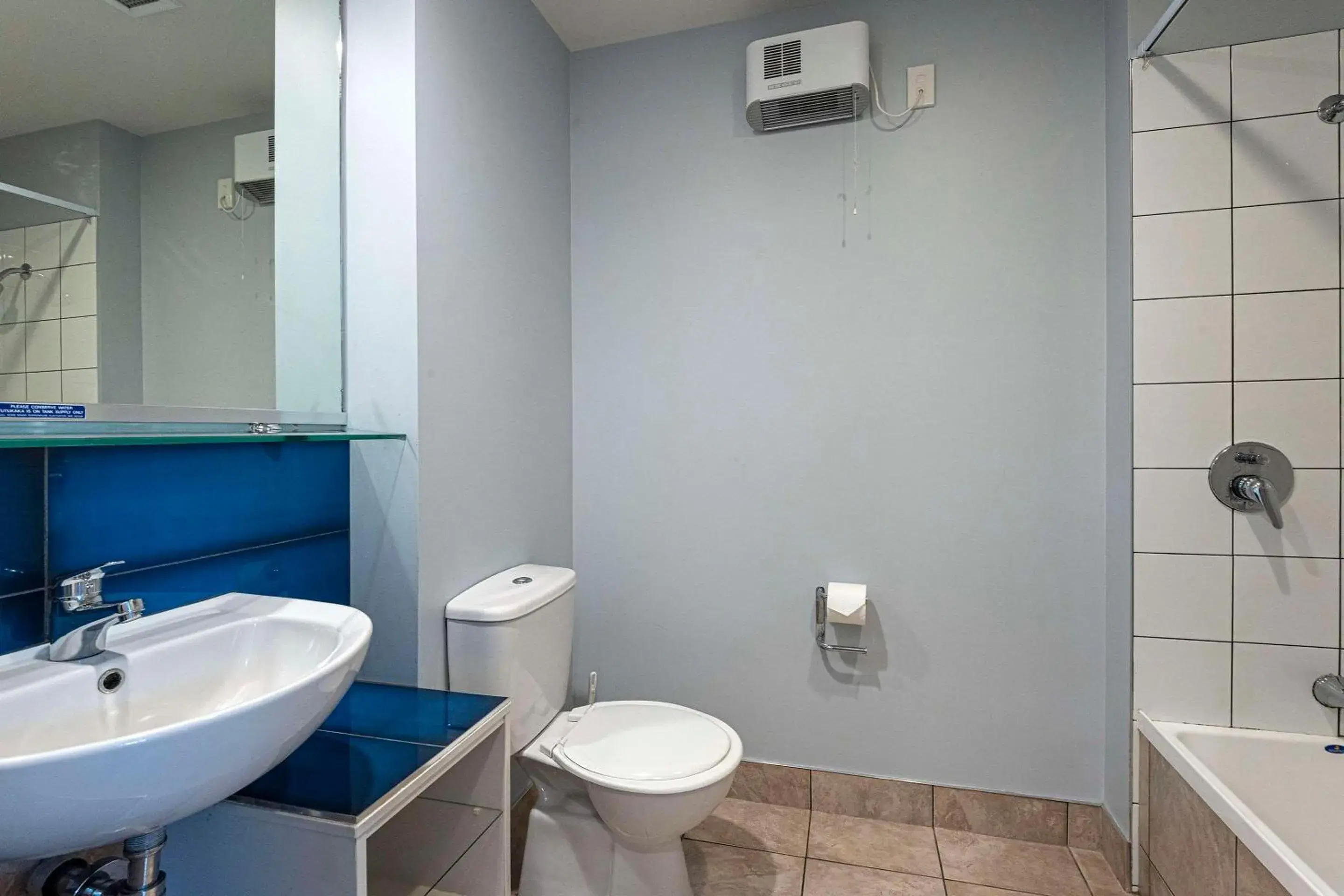 Bedroom in Quality Hotel Oceans Tutukaka Bedroom in Quality Hotel Oceans Tutukaka