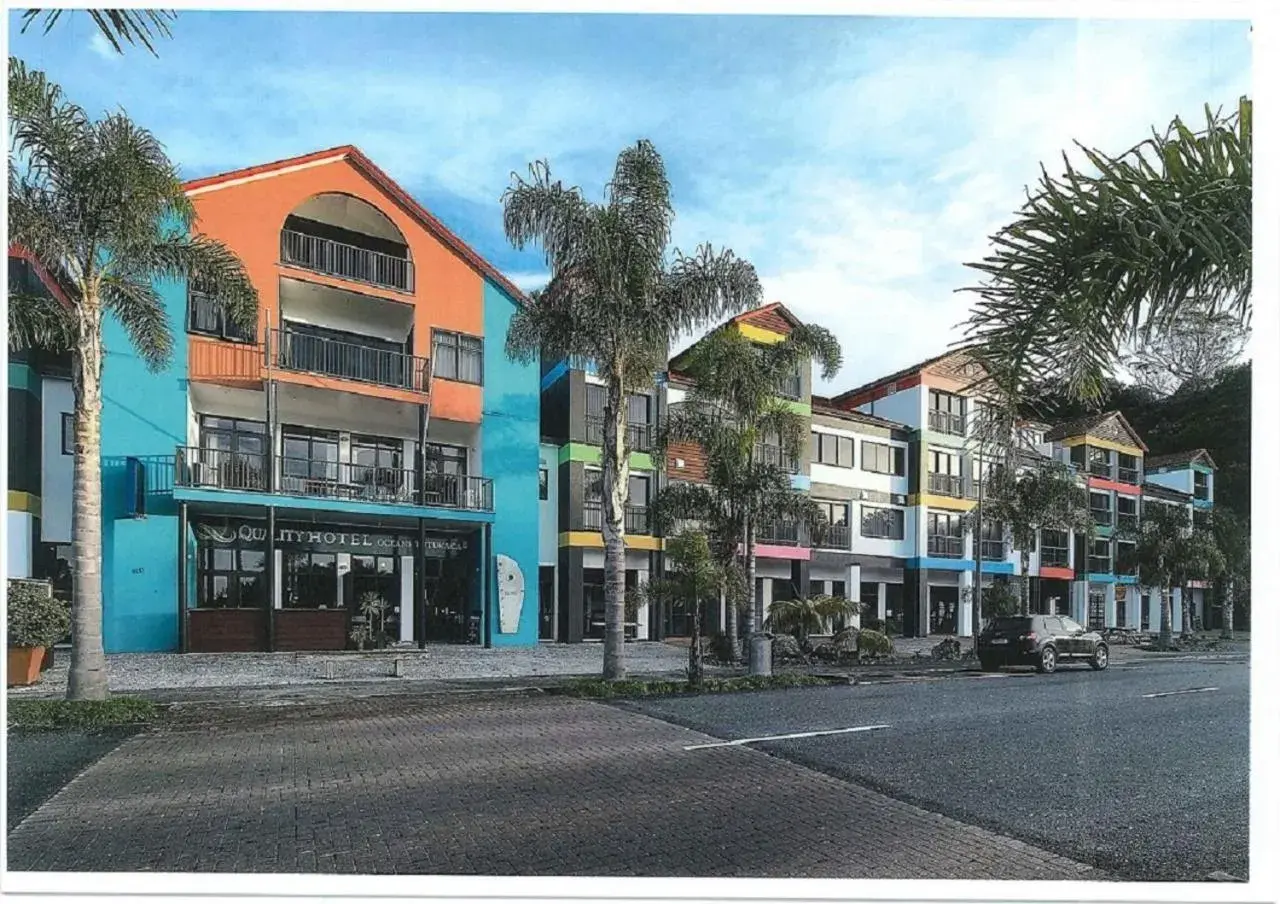 Facade/entrance in Quality Hotel Oceans Tutukaka Facade/entrance in Quality Hotel Oceans Tutukaka