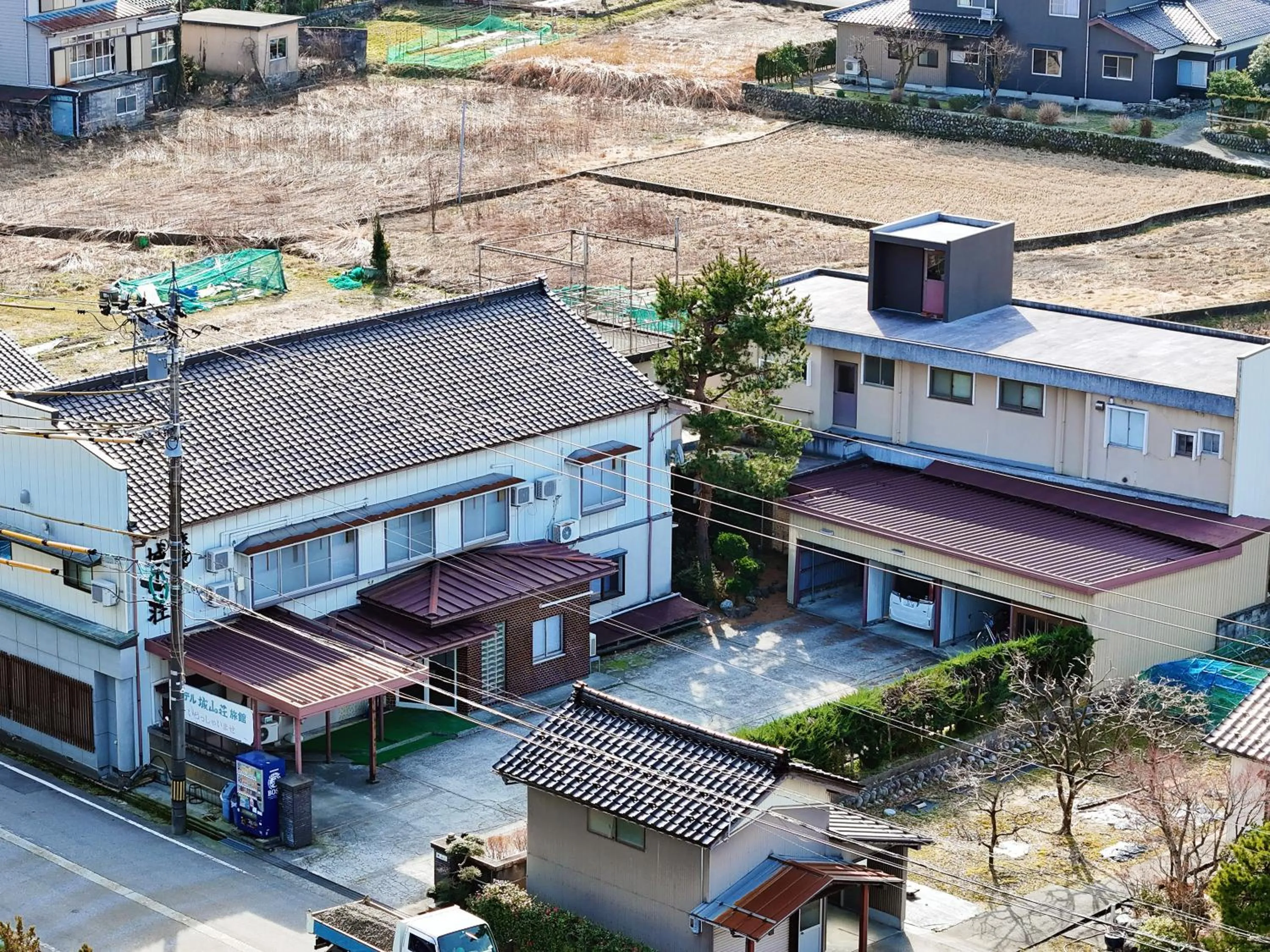 Property building in Shiroyamasou