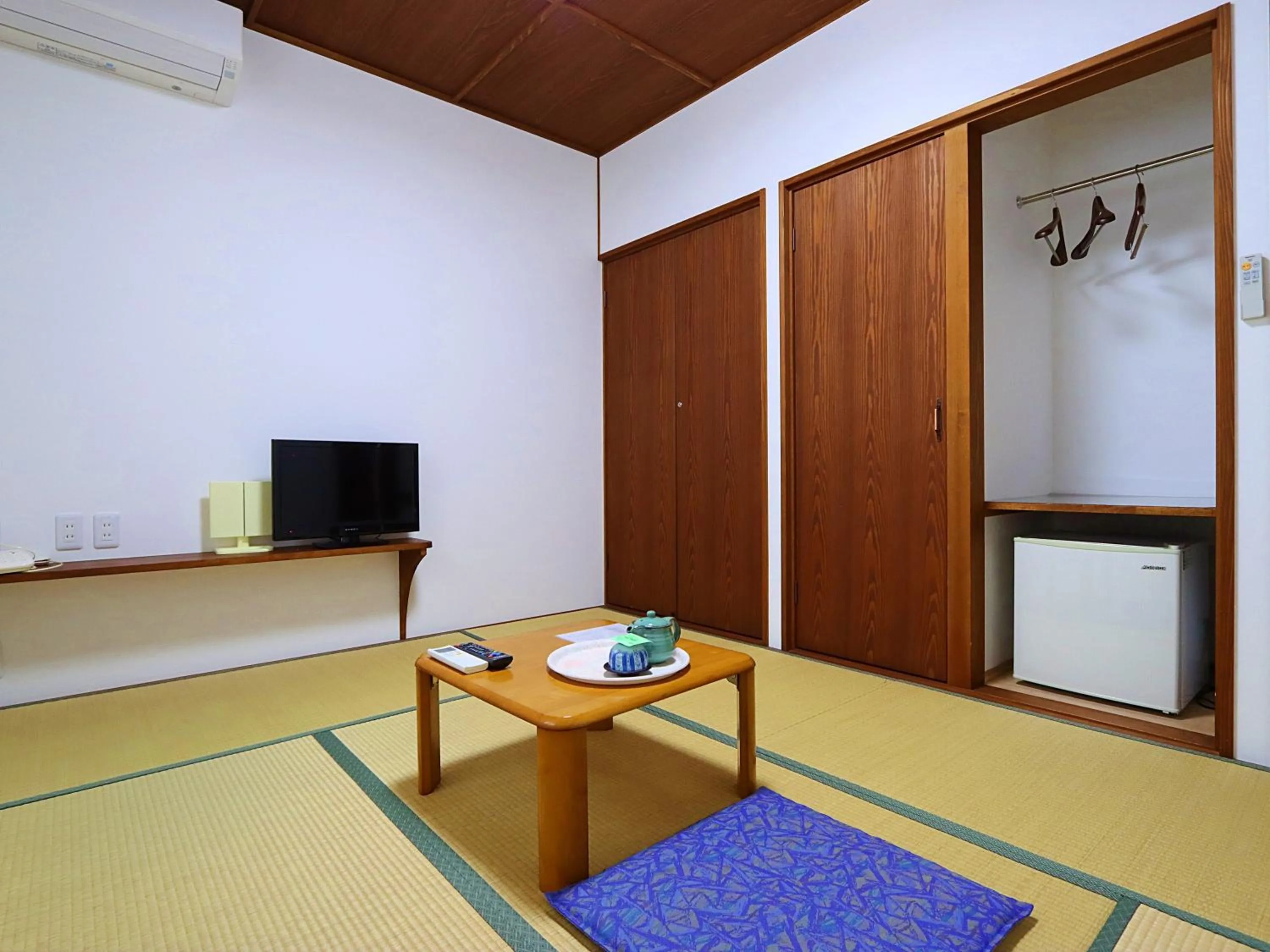 Photo of the whole room in Shiroyamasou