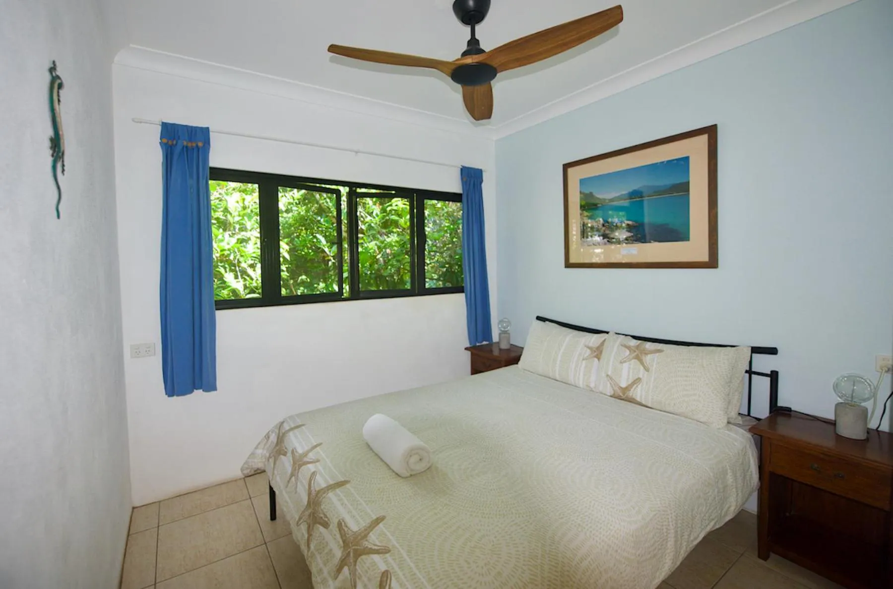 Bedroom, Bed in Thornton Beach Bungalows Daintree
