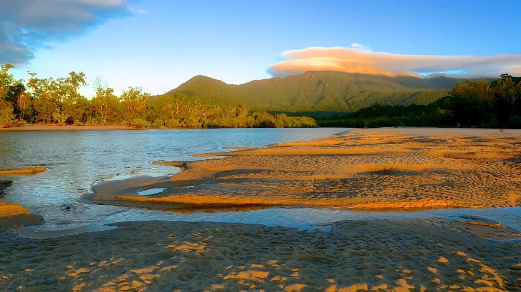 Nearby landmark in Thornton Beach Bungalows Daintree
