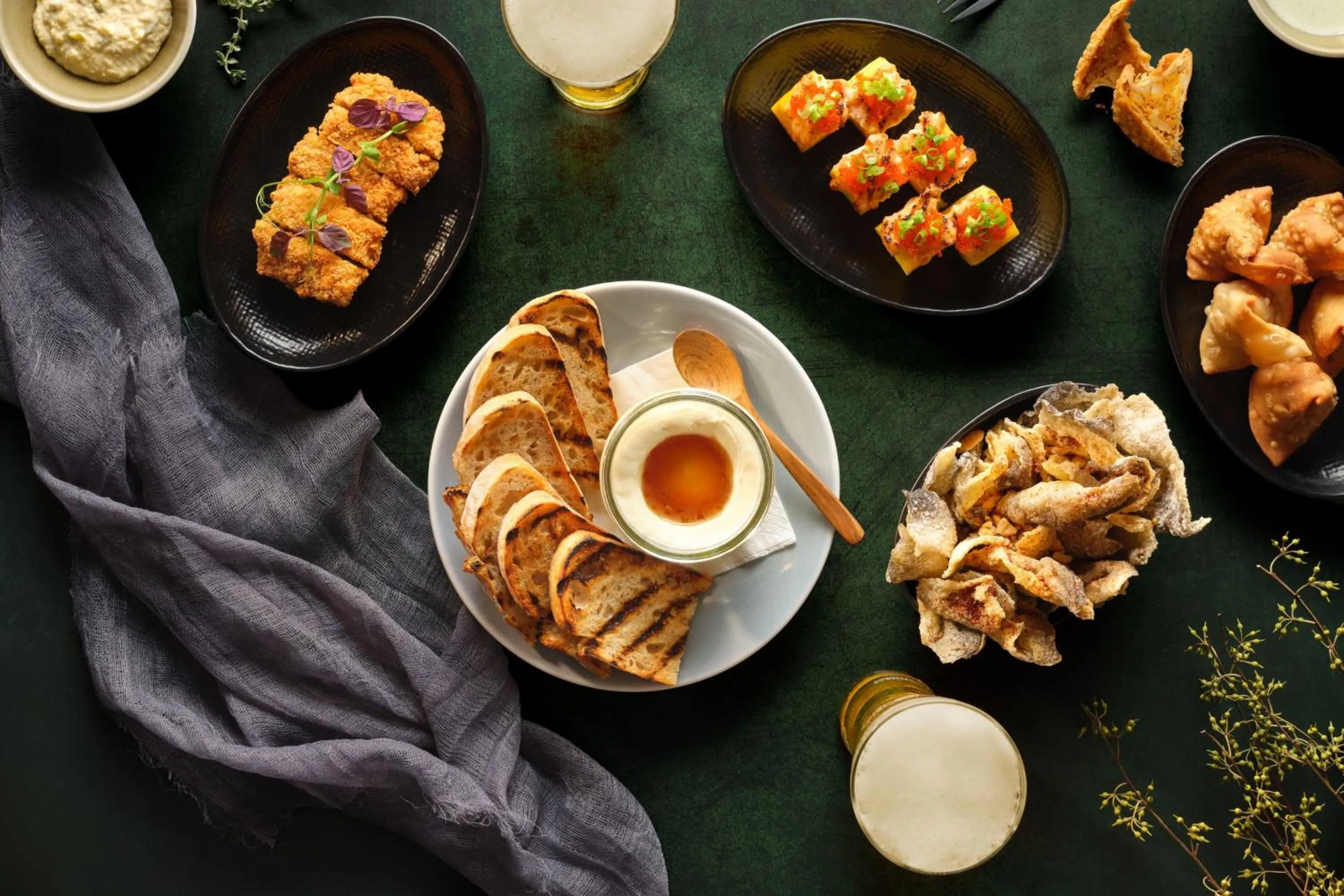 Lounge or bar in The Westin Singapore