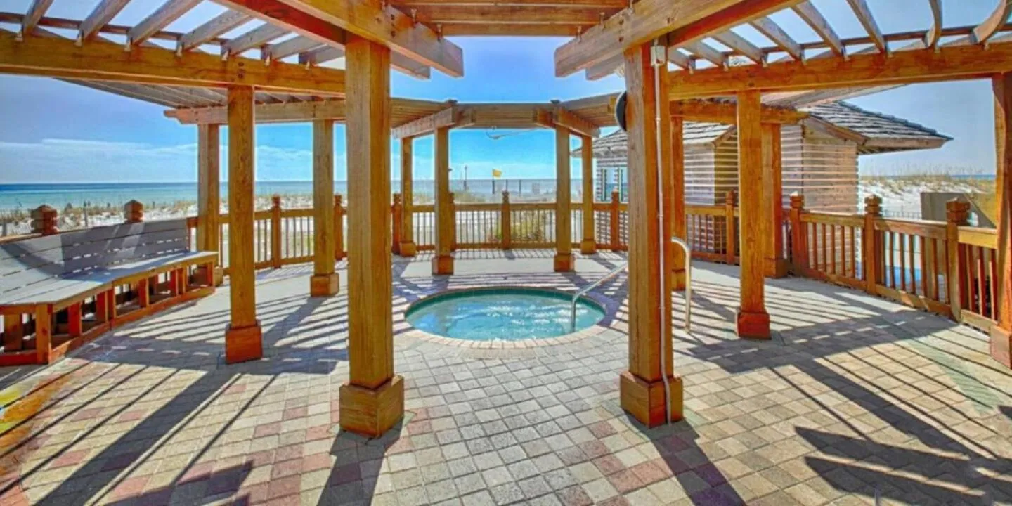 Hot Tub in Just Updated - Beachfront Ocean view, 19th Floor