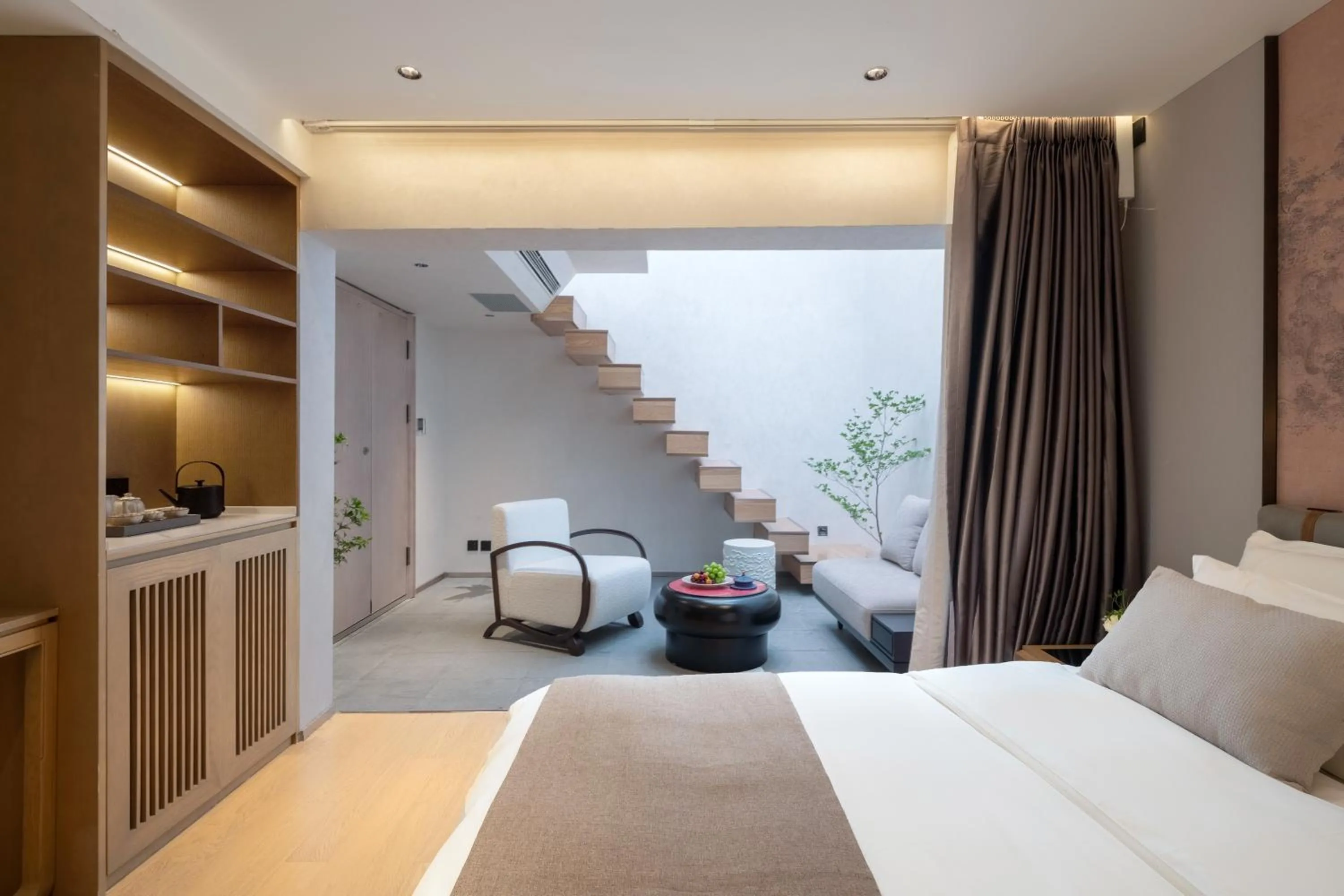 Photo of the whole room, Bed in Xinxiang Yayuan Courtyard Hotel Beijing Tiananmen Wangfujing Branch