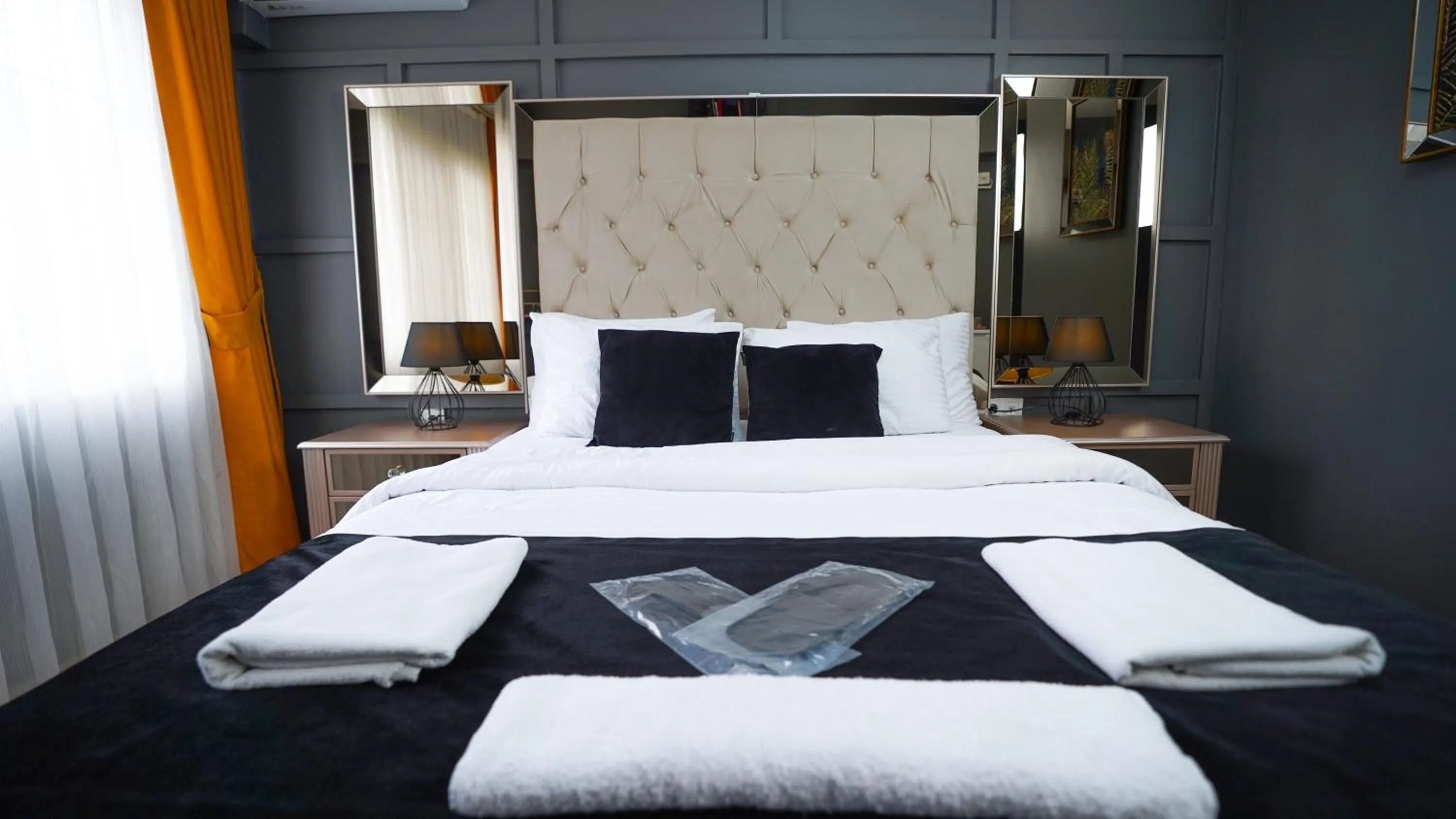 Bed in Luka Suit Hotel