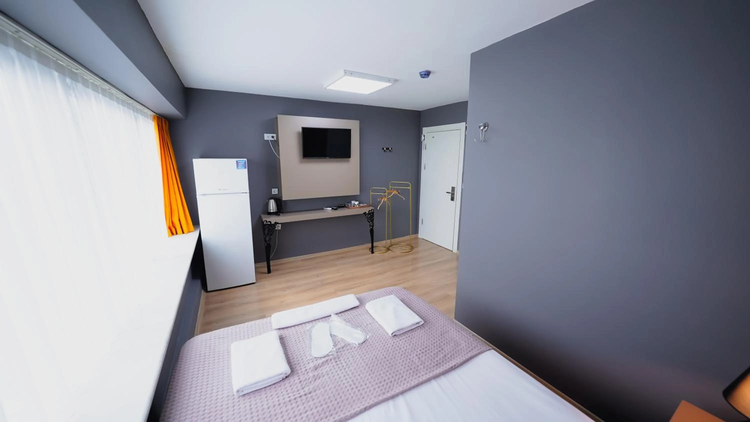 Bed in Luka Suit Hotel