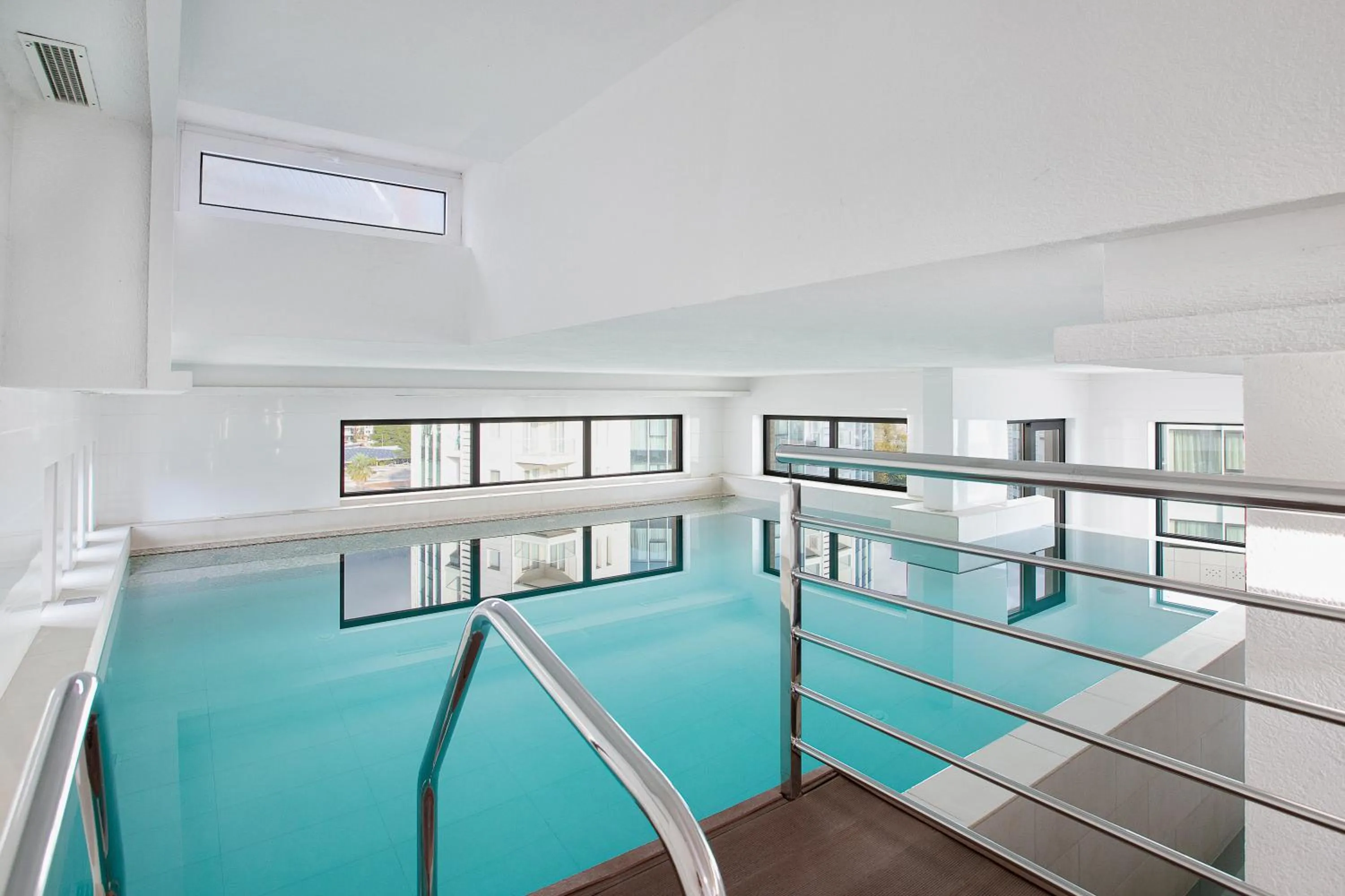 Swimming pool in BARBETA Accommodation