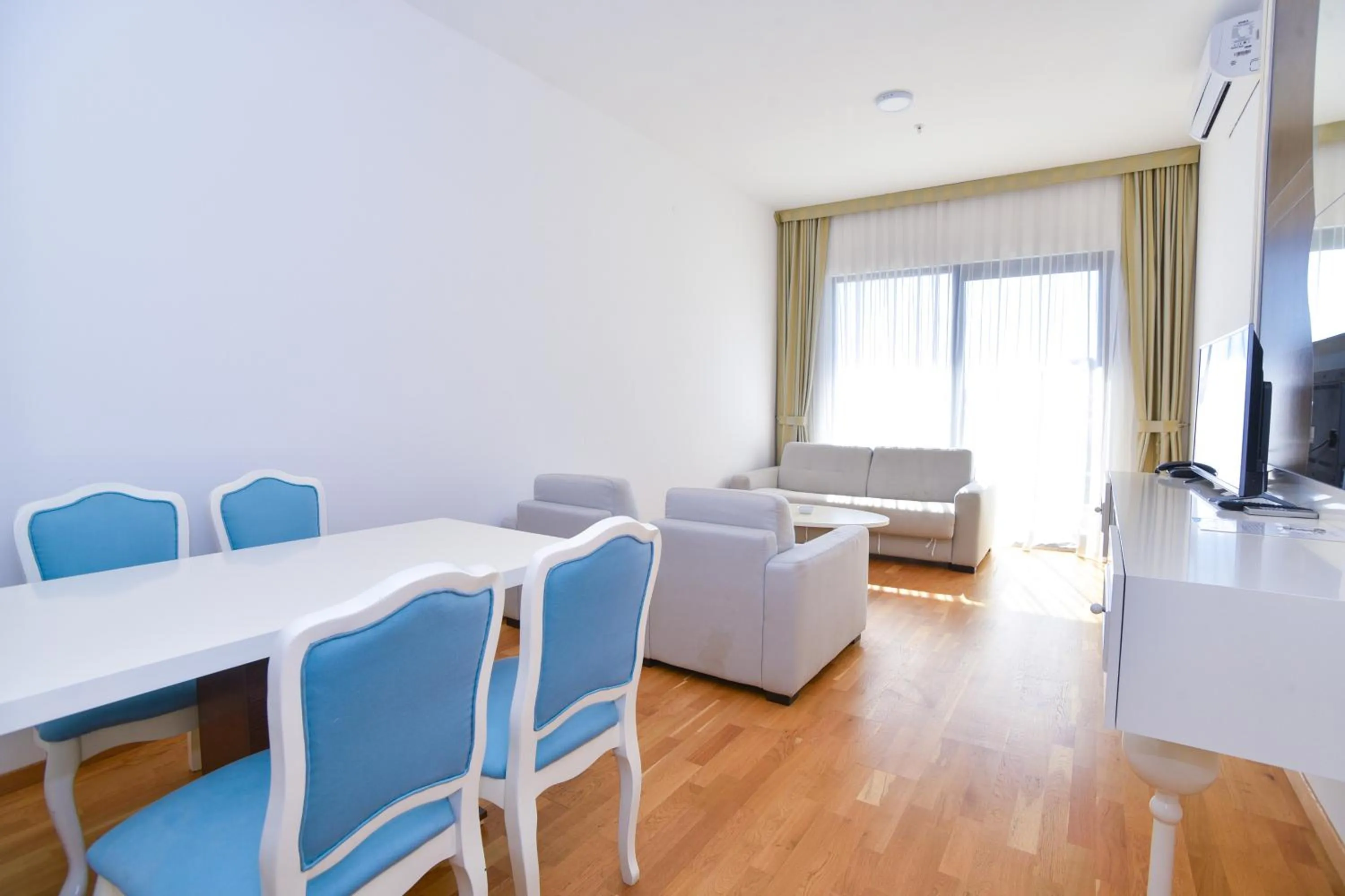 Living room in BARBETA Accommodation