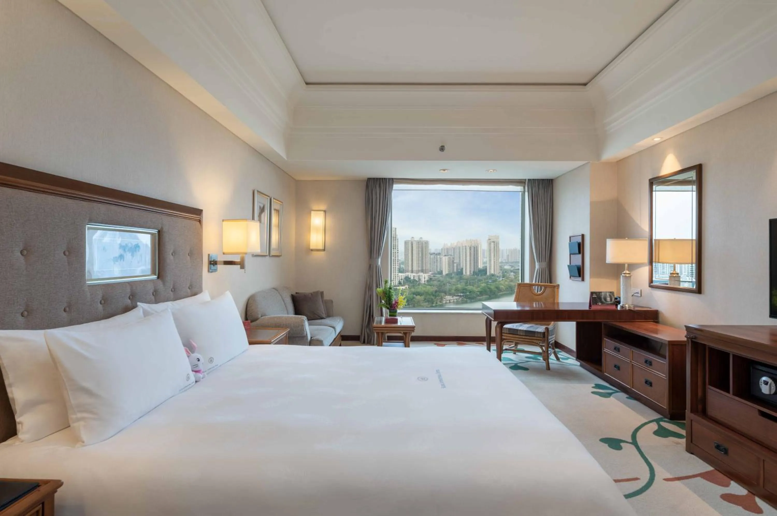 Property building, Bed in Huizhou Kande International Hotel