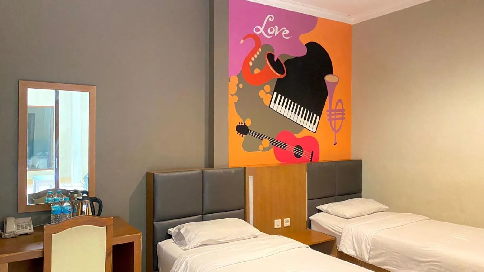Bedroom, Bed in Votel Viure Hotel Jogjakarta