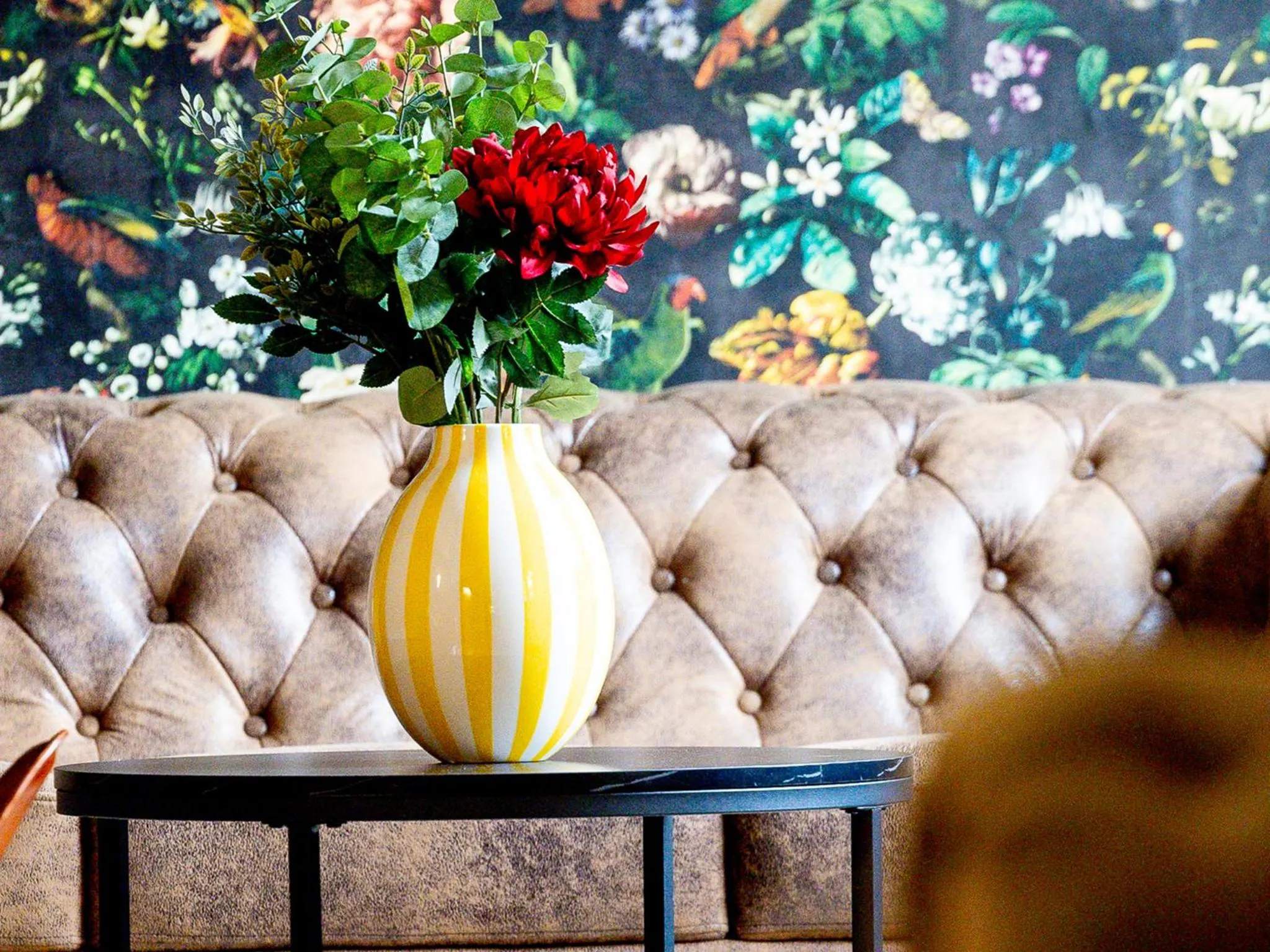 Lobby or reception in DORMERO Hotel Aalen