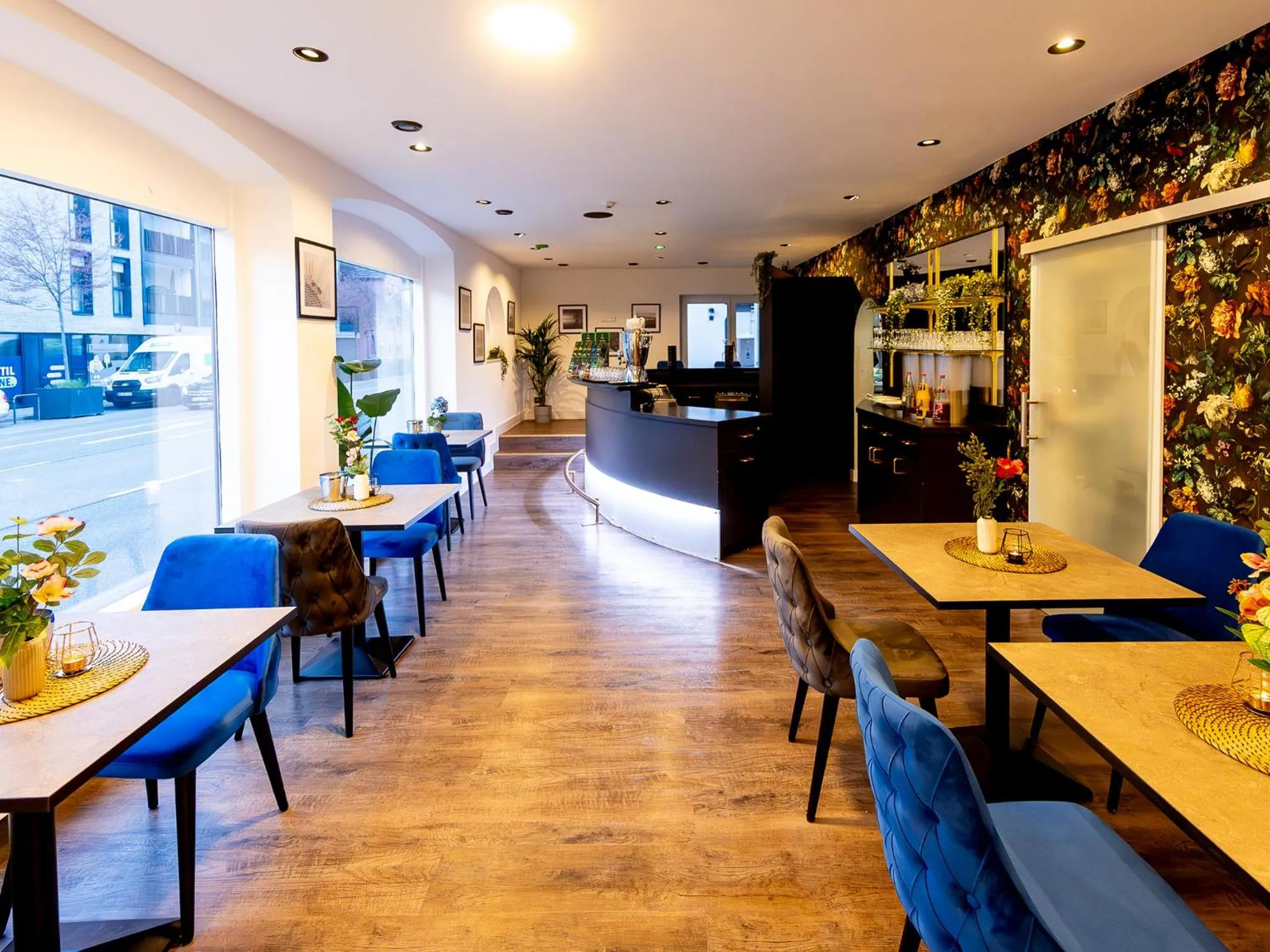 Breakfast in DORMERO Hotel Aalen
