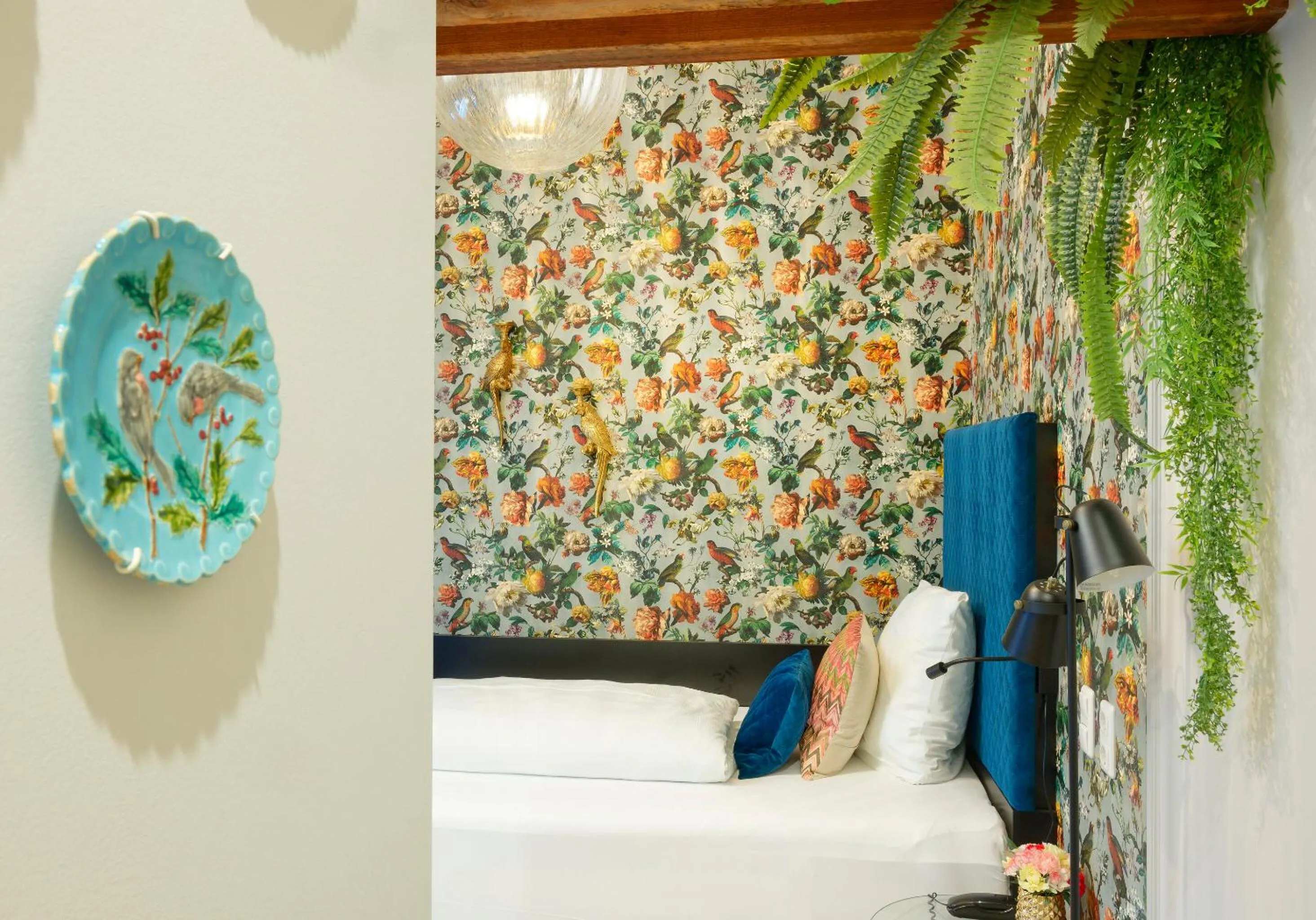 Bed in Hanseat-Hotel