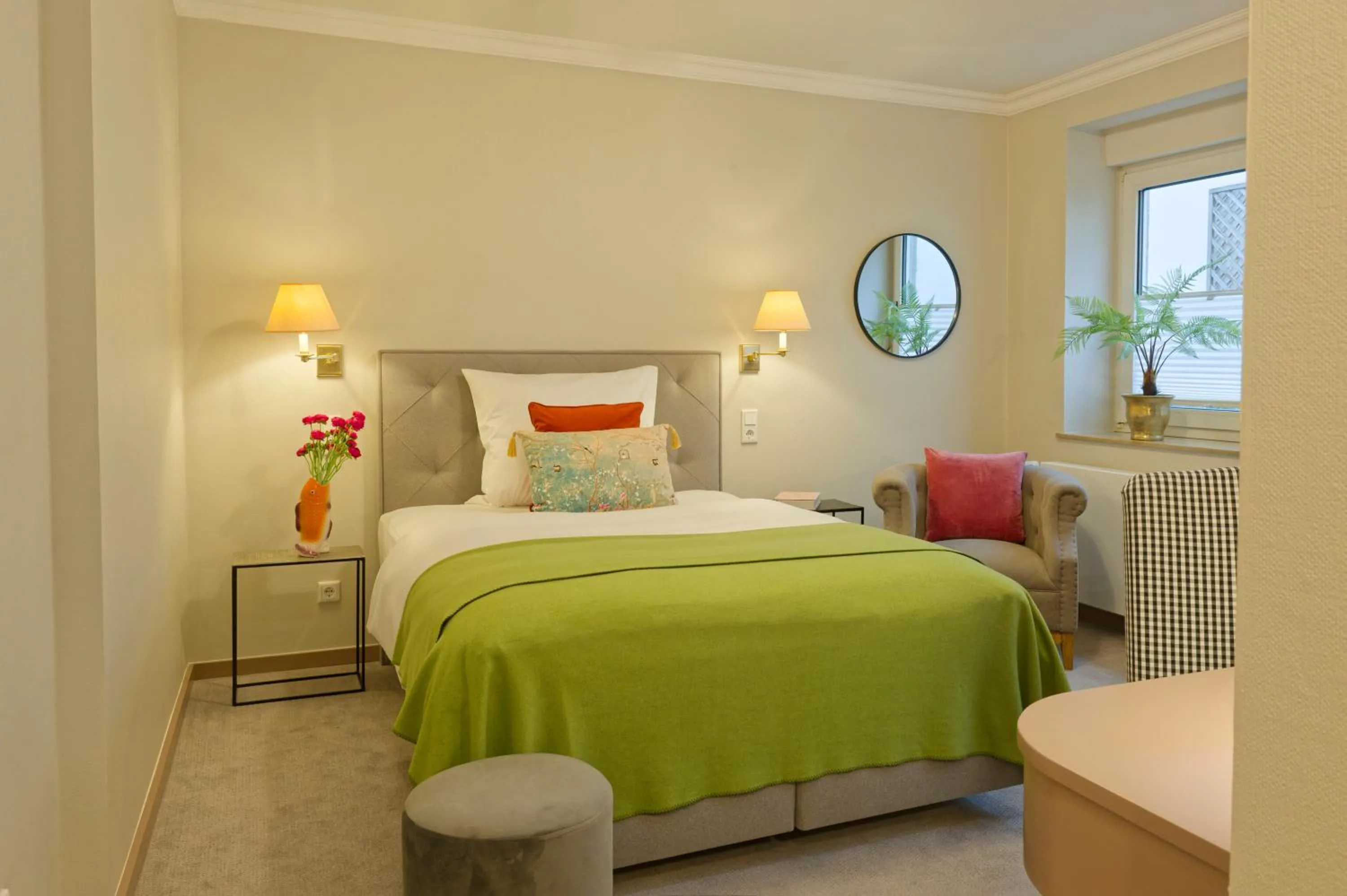 Bed in Hanseat-Hotel