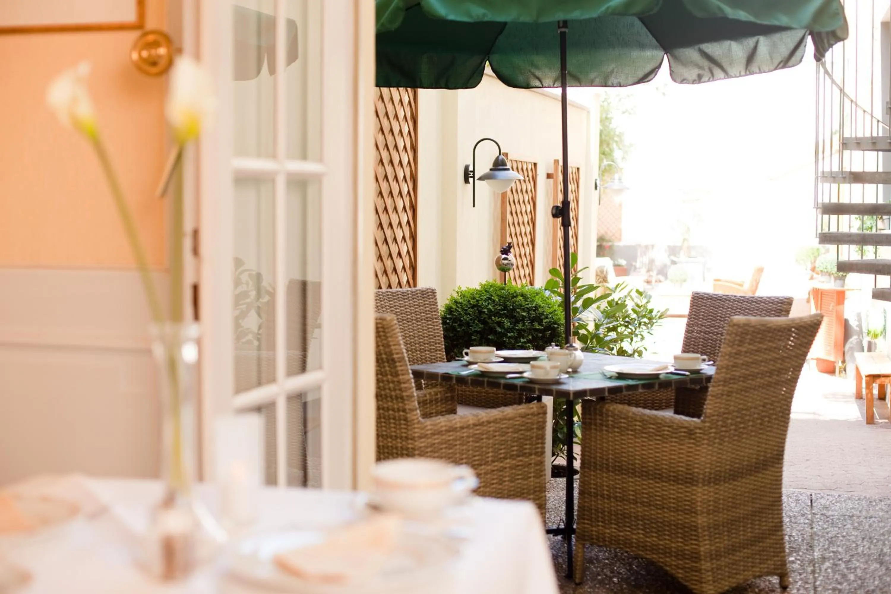 Patio in Hanseat-Hotel