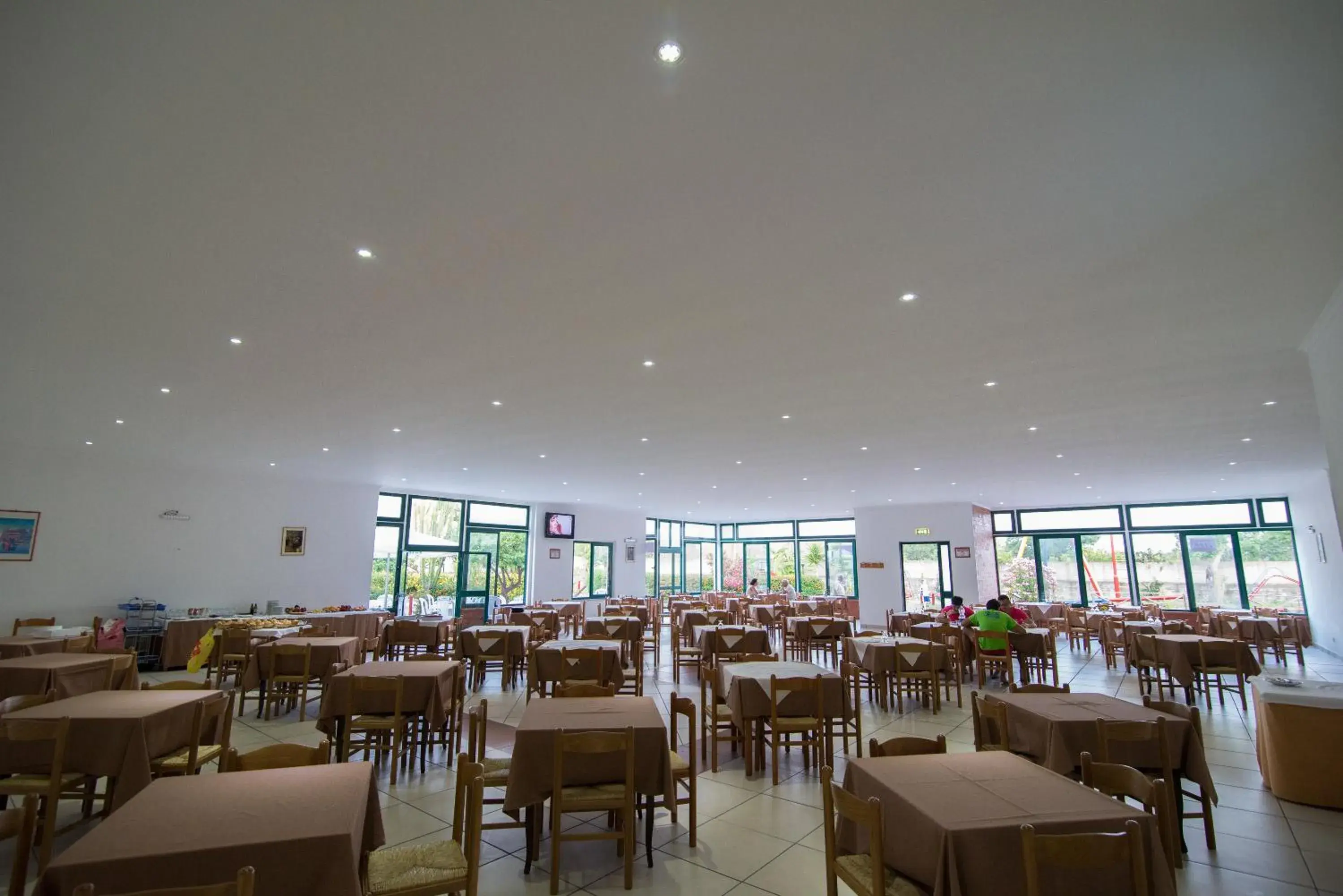 Restaurant/places to eat in Villaggio Alkantara Restaurant/places to eat in Villaggio Alkantara