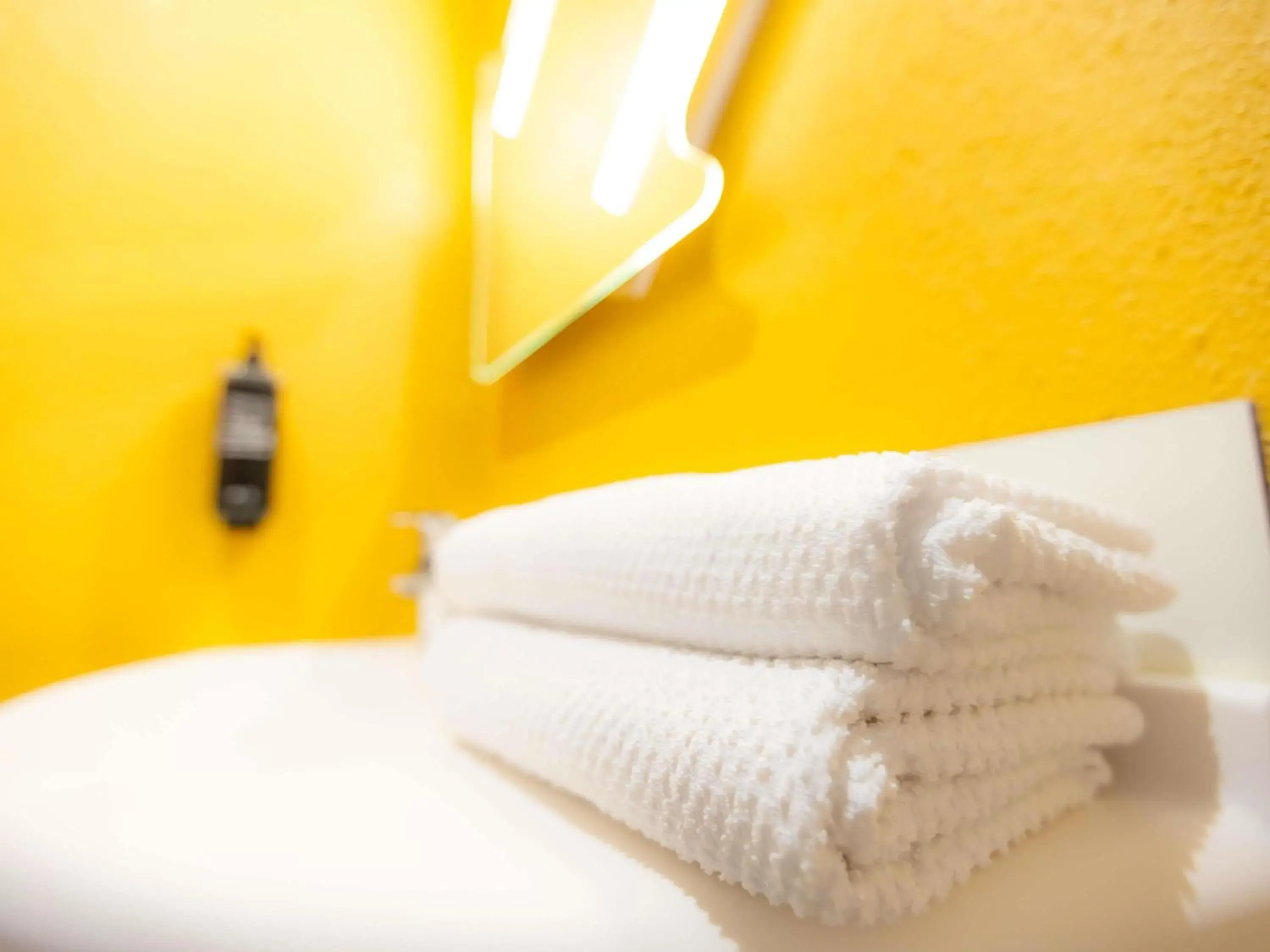 Bedroom, Bed in ibis budget Besançon Centre Gare Bedroom, Bed in ibis budget Besançon Centre Gare