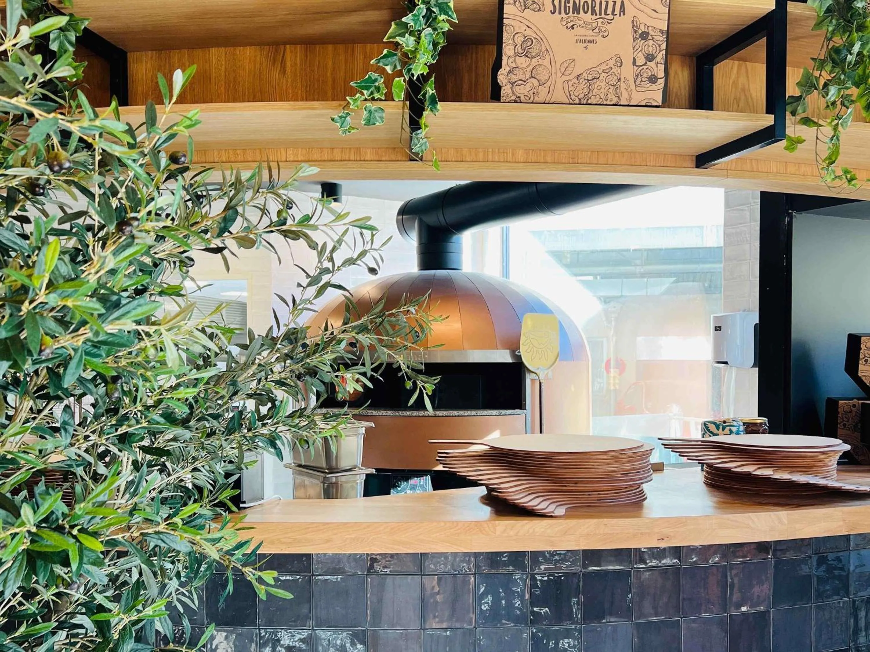 Restaurant/places to eat in ibis budget Besançon Centre Gare