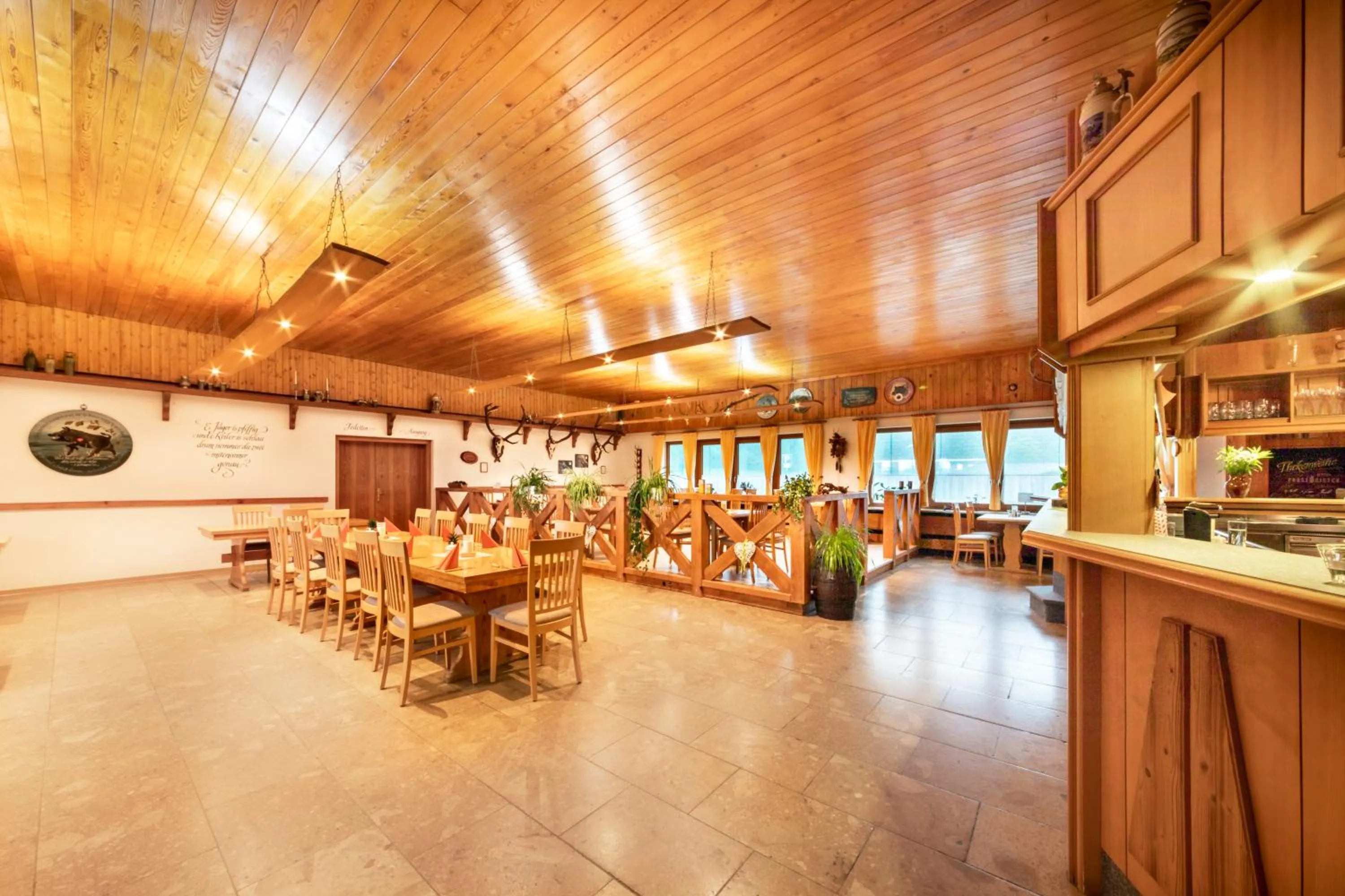 Restaurant/places to eat in Hotel Forstmeister