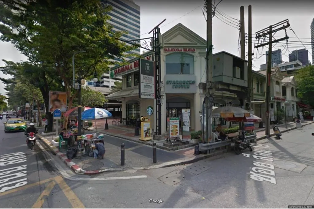 S3 Silom26 · S3 Silom central, large room, full kitchen, WIFI,