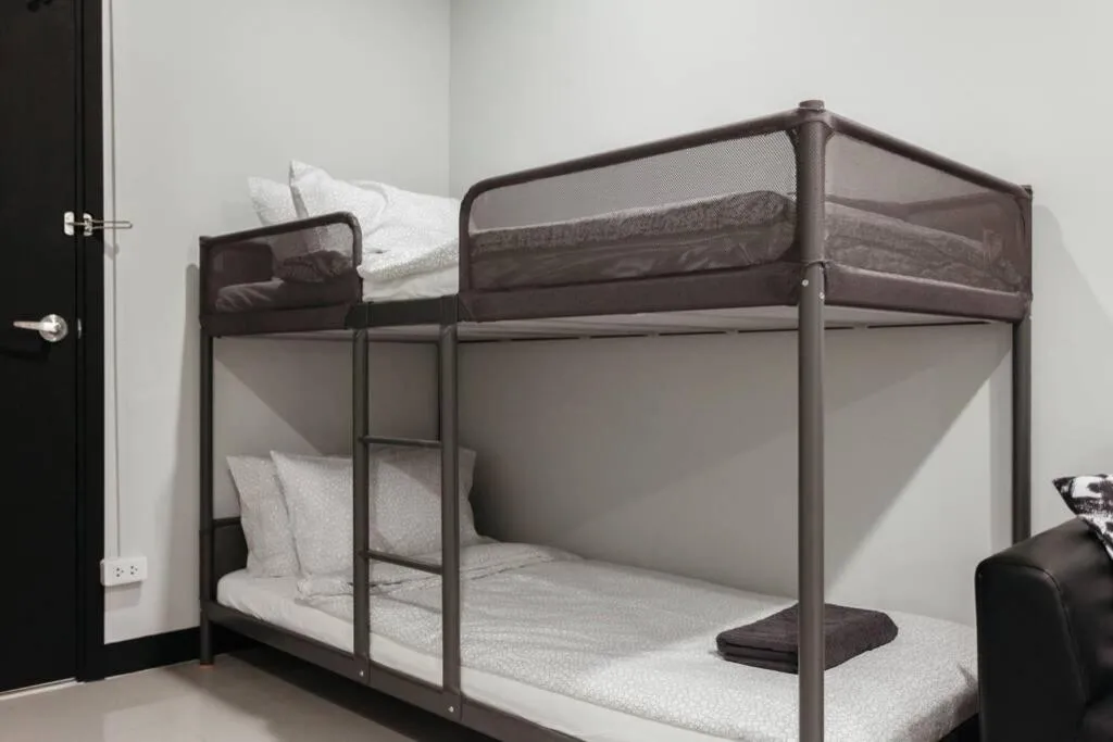 Bed in S3 Silom26 · S3 Silom central, large room, full kitchen, WIFI,