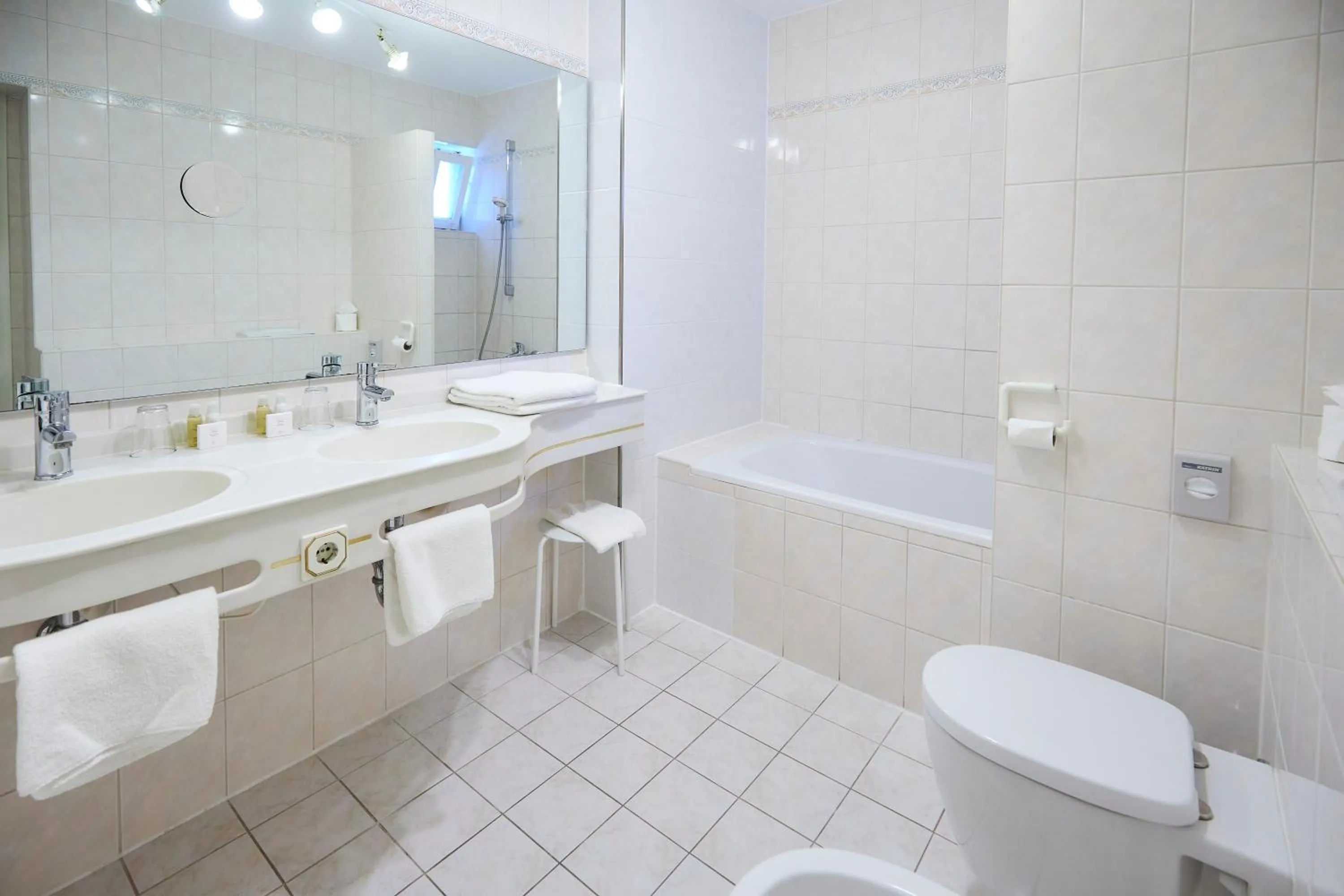 Photo of the whole room in Flair Hotel Vier Jahreszeiten