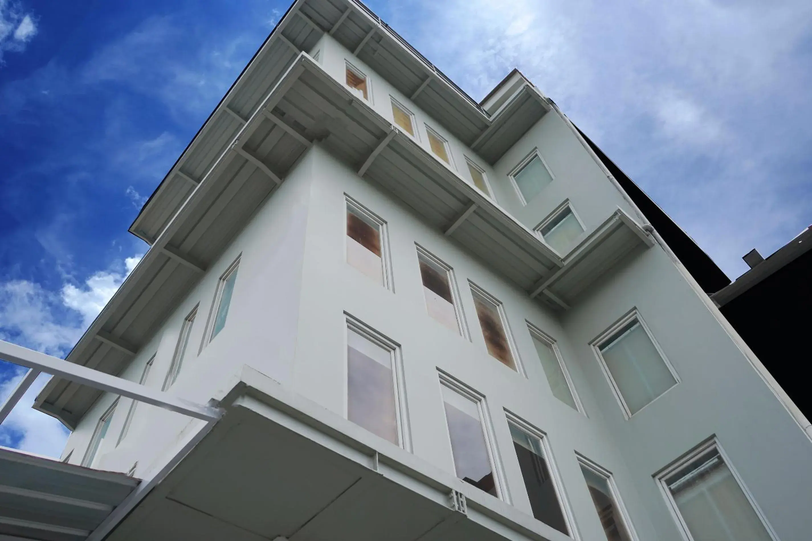 UROOMS Senayan UROOMS Senayan