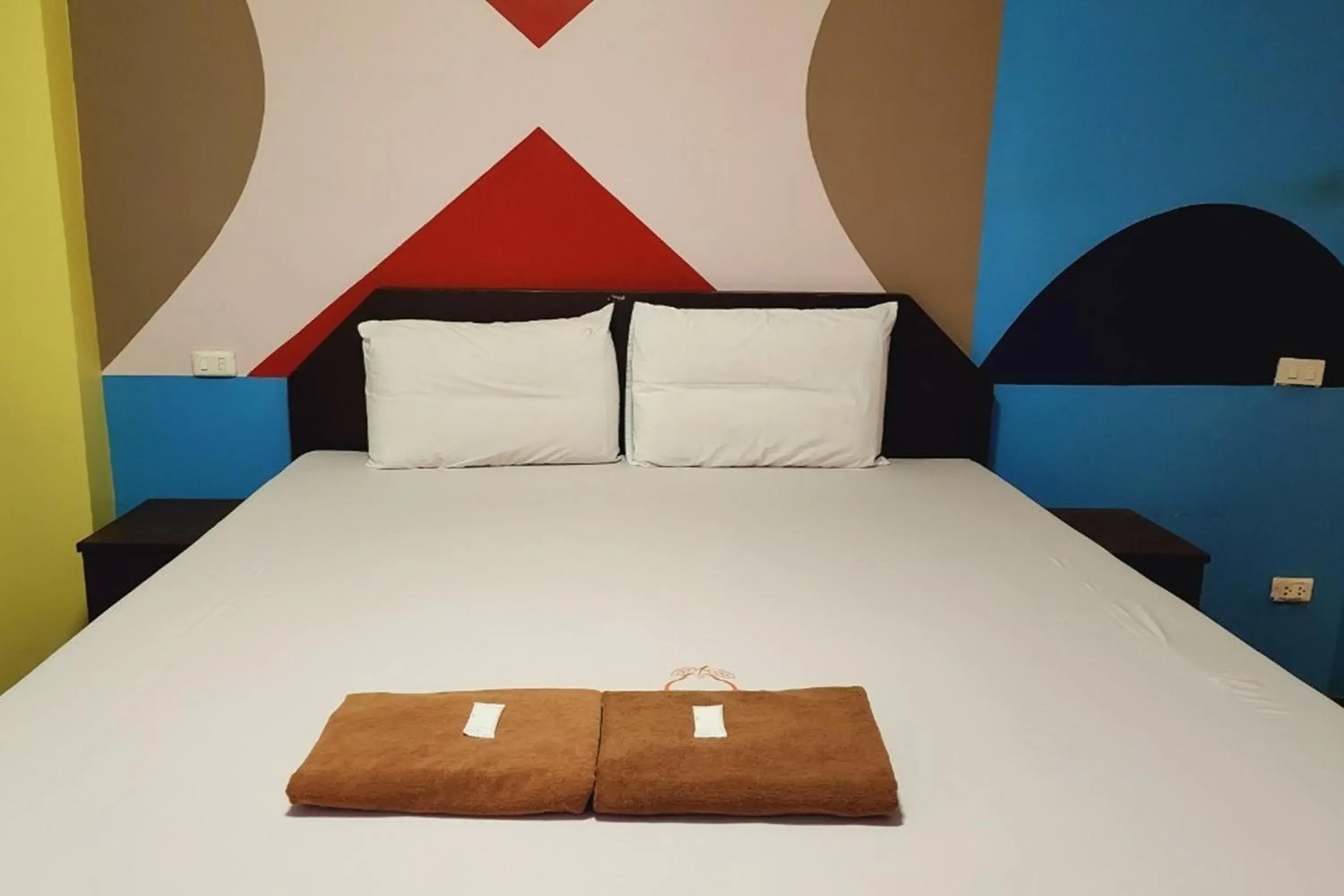 Bedroom, Bed in Chompoo Inn Bedroom, Bed in Chompoo Inn