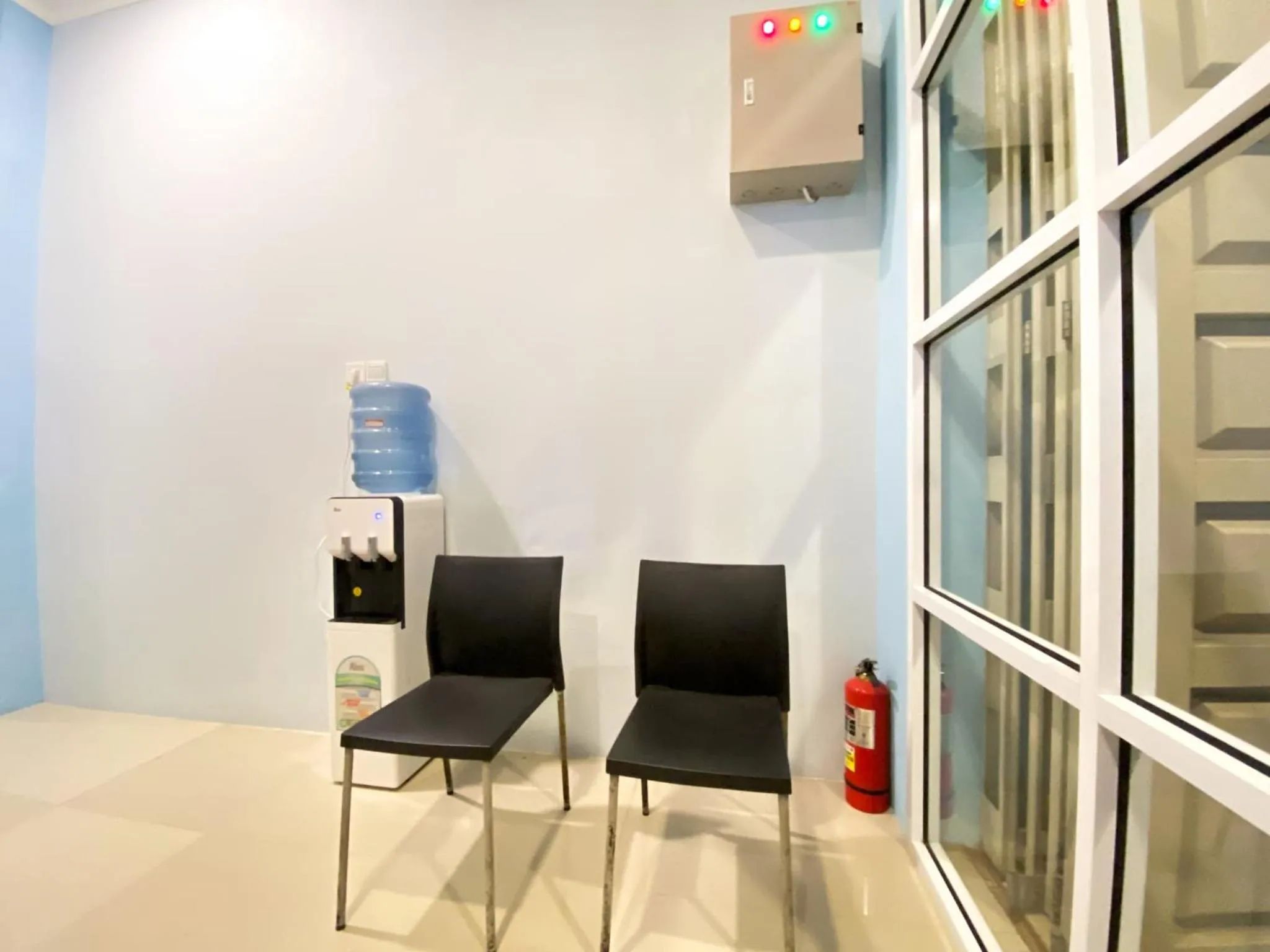 Lobby or reception in Hotel O Guesthouse Pagi Sore Syariah