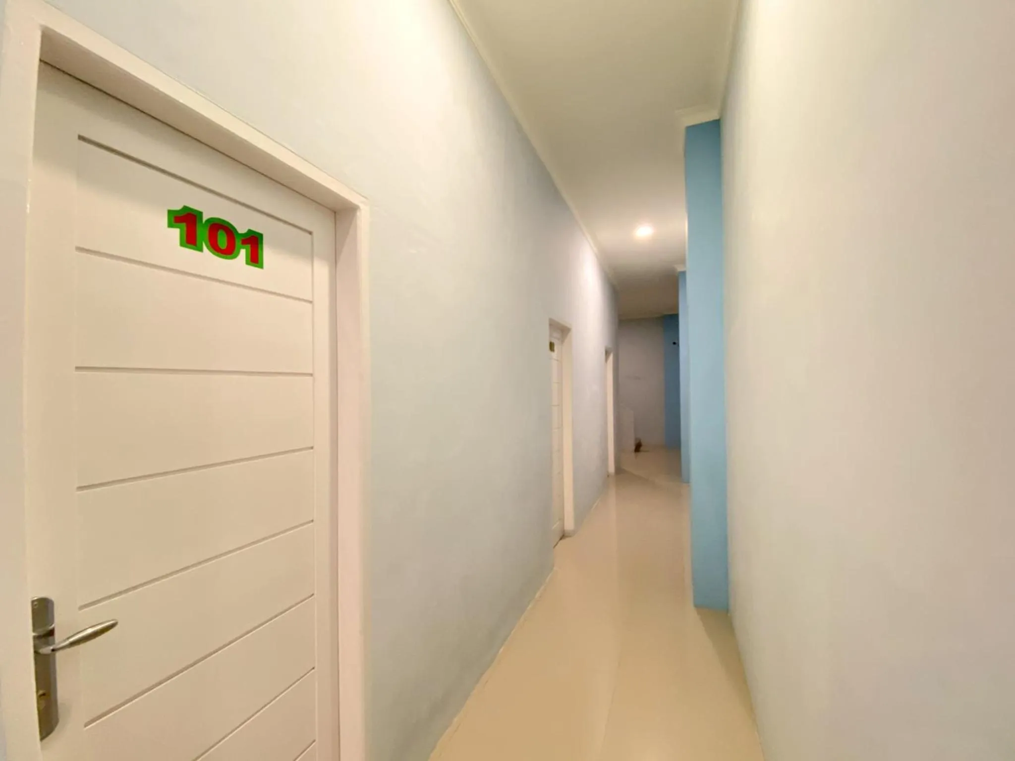 Lobby or reception in Hotel O Guesthouse Pagi Sore Syariah