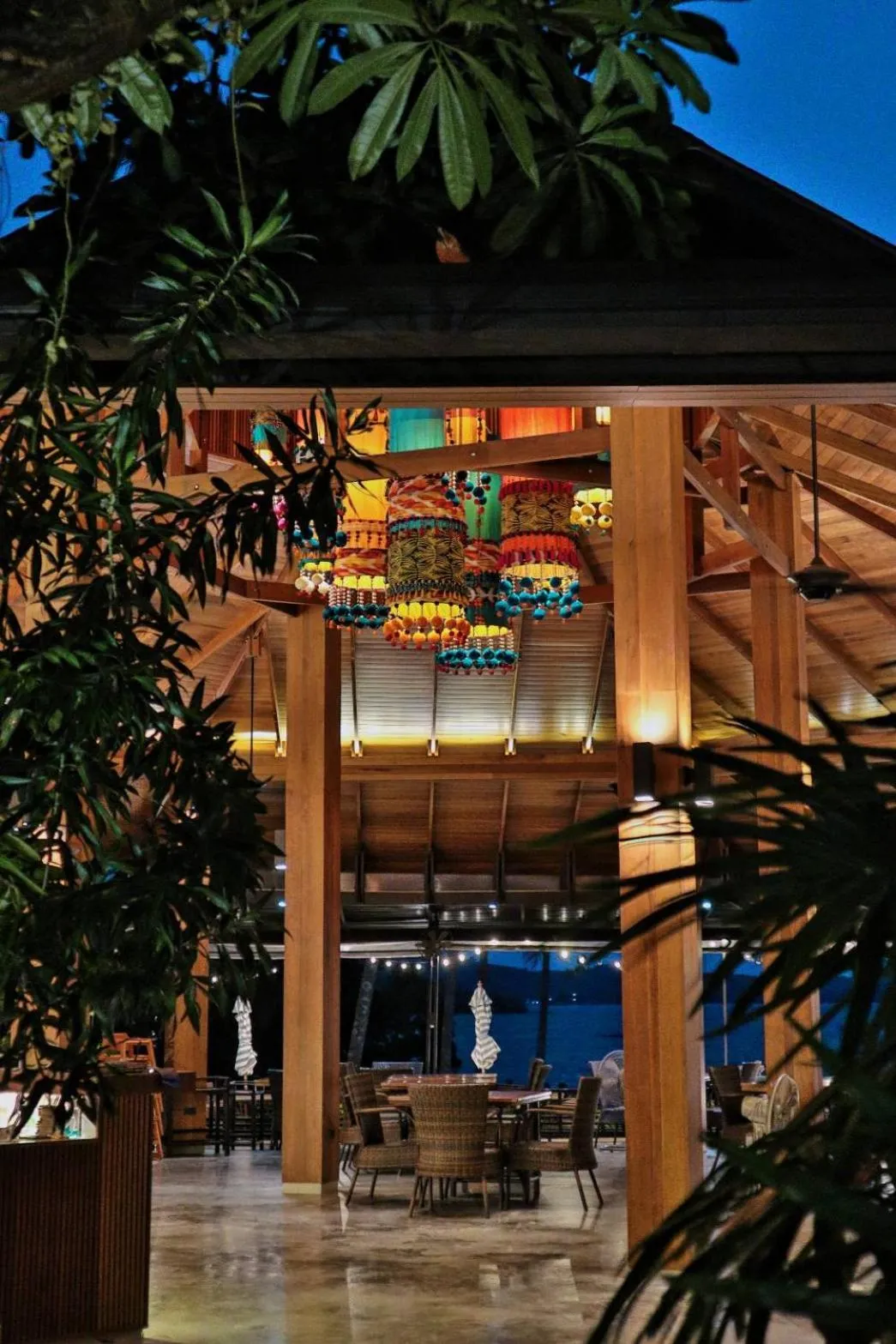 Restaurant/places to eat in Shantaa Resort, Kohkood