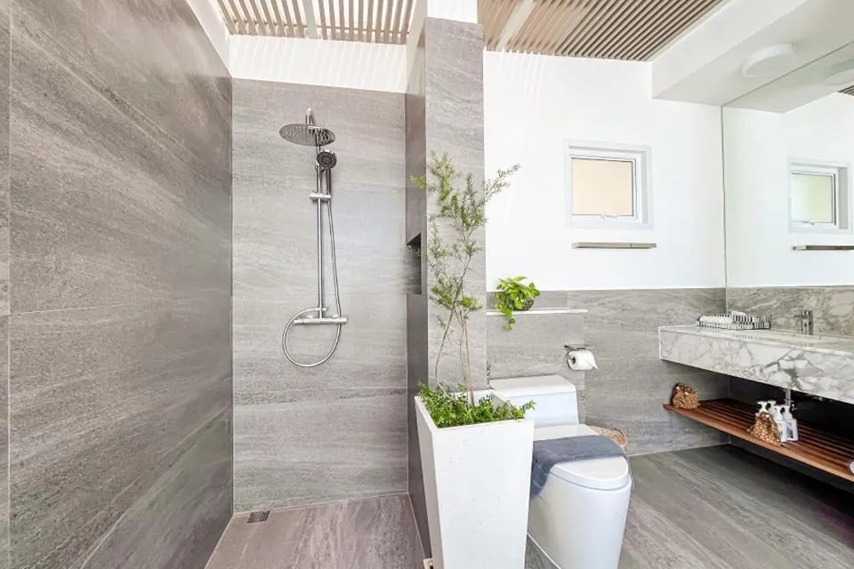 Shower in Shantaa Resort, Kohkood