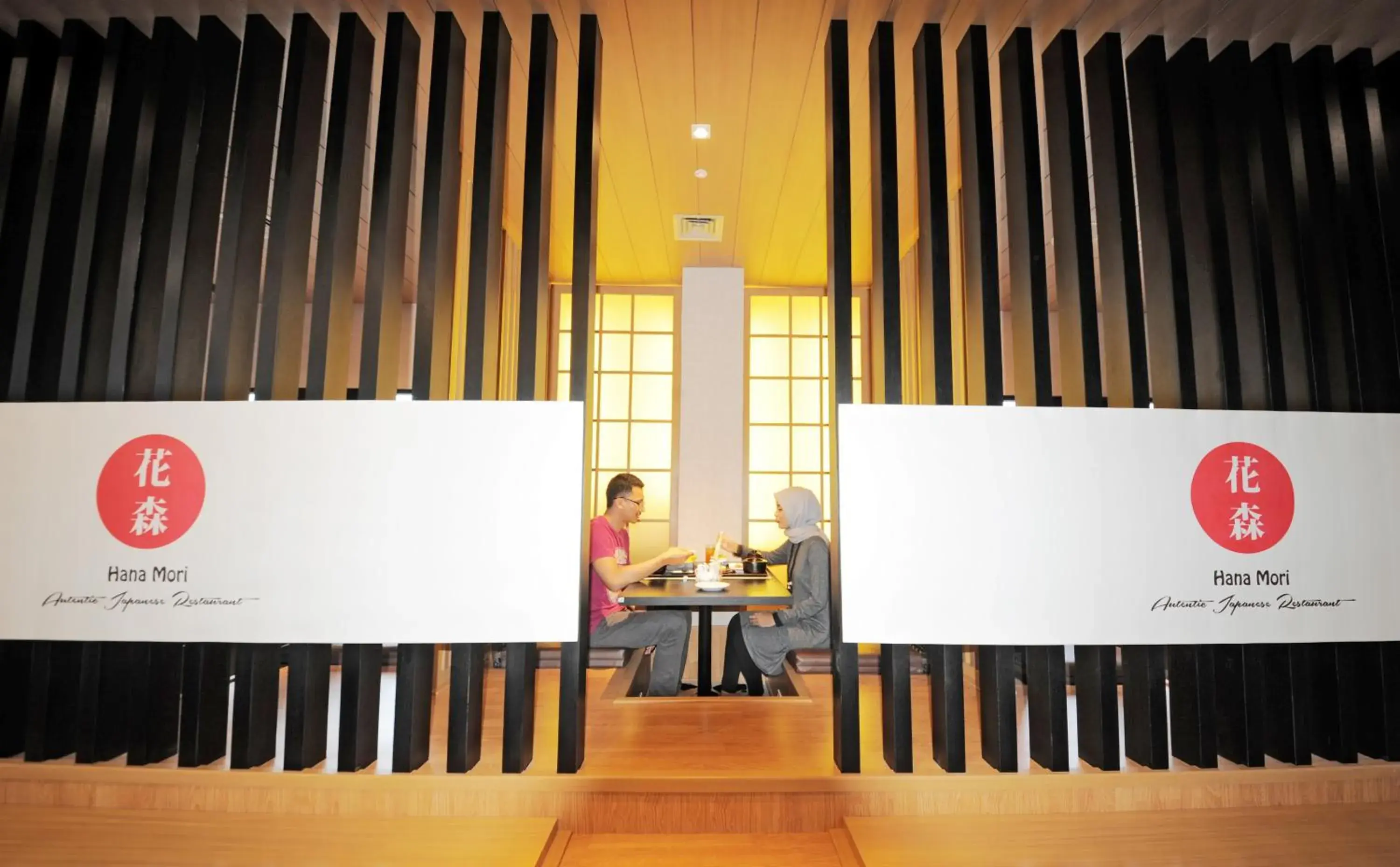 Restaurant/places to eat in Azalea Suites Cikarang by Jayakarta Group Restaurant/places to eat in Azalea Suites Cikarang by Jayakarta Group