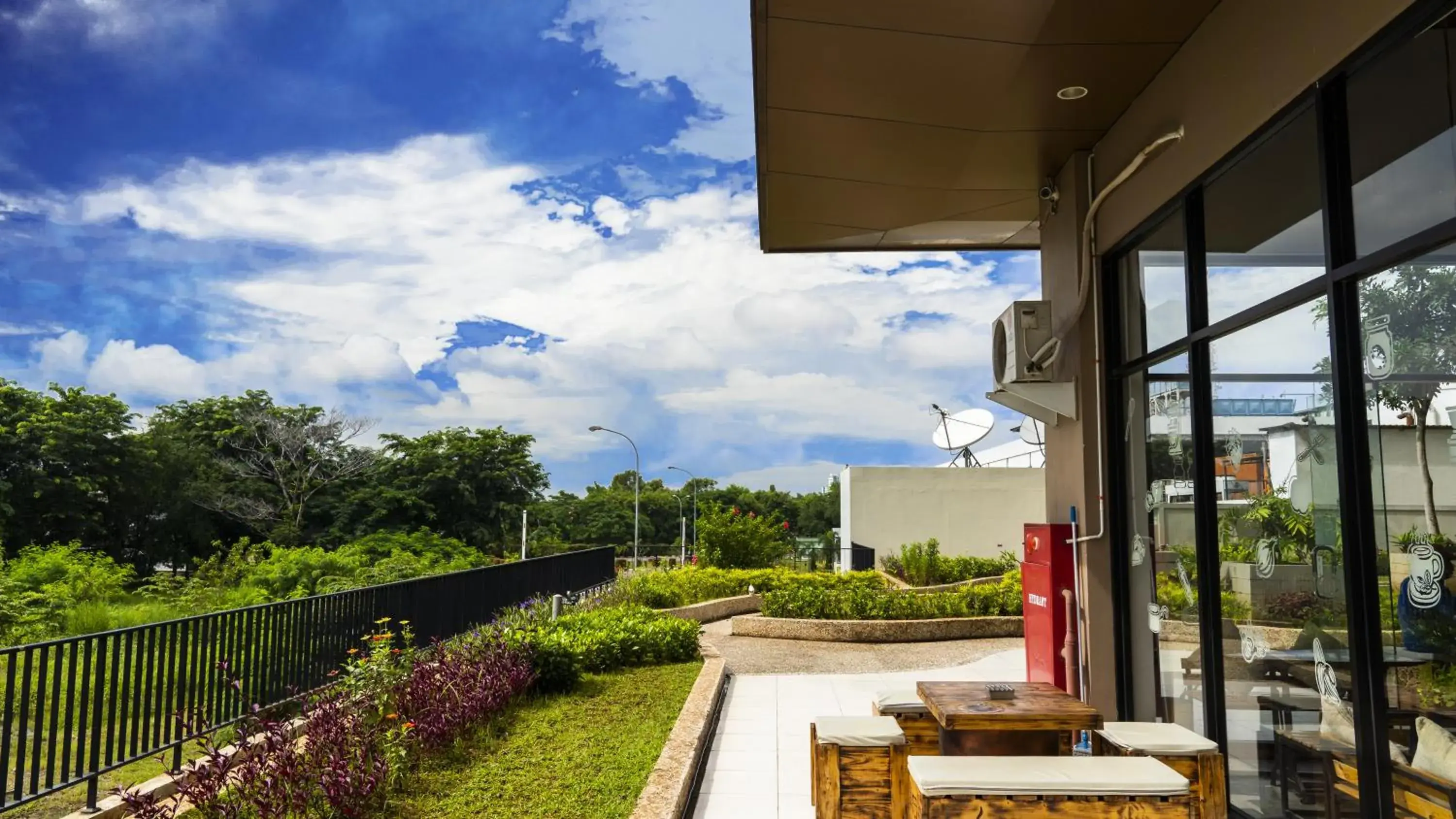 Property building in Azalea Suites Cikarang by Jayakarta Group Property building in Azalea Suites Cikarang by Jayakarta Group