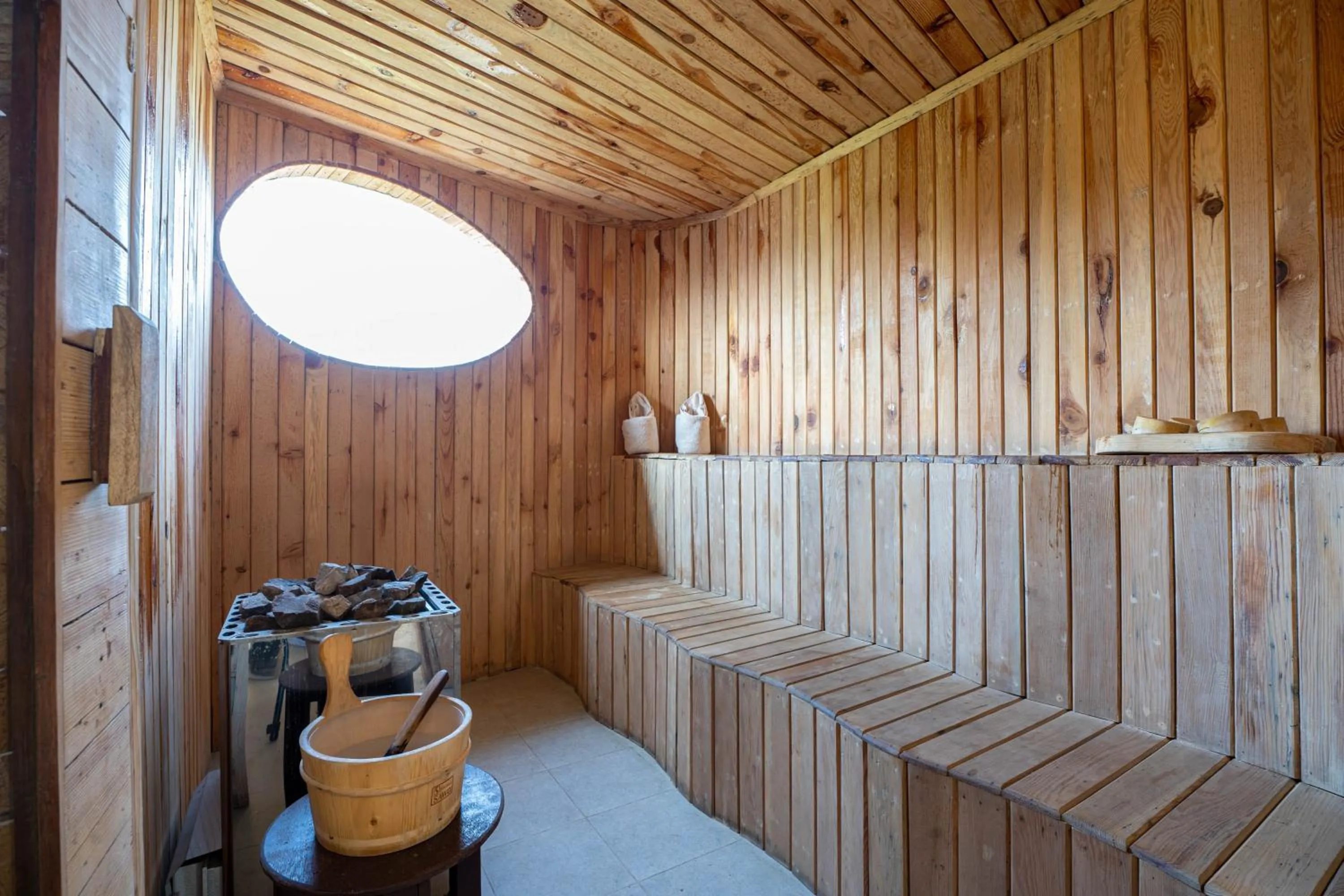 Sauna in Bar Peepal Resort
