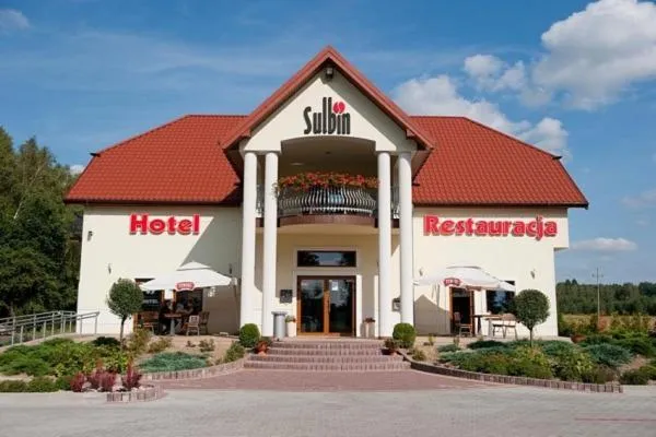 Text overlay in Hotel Sulbin