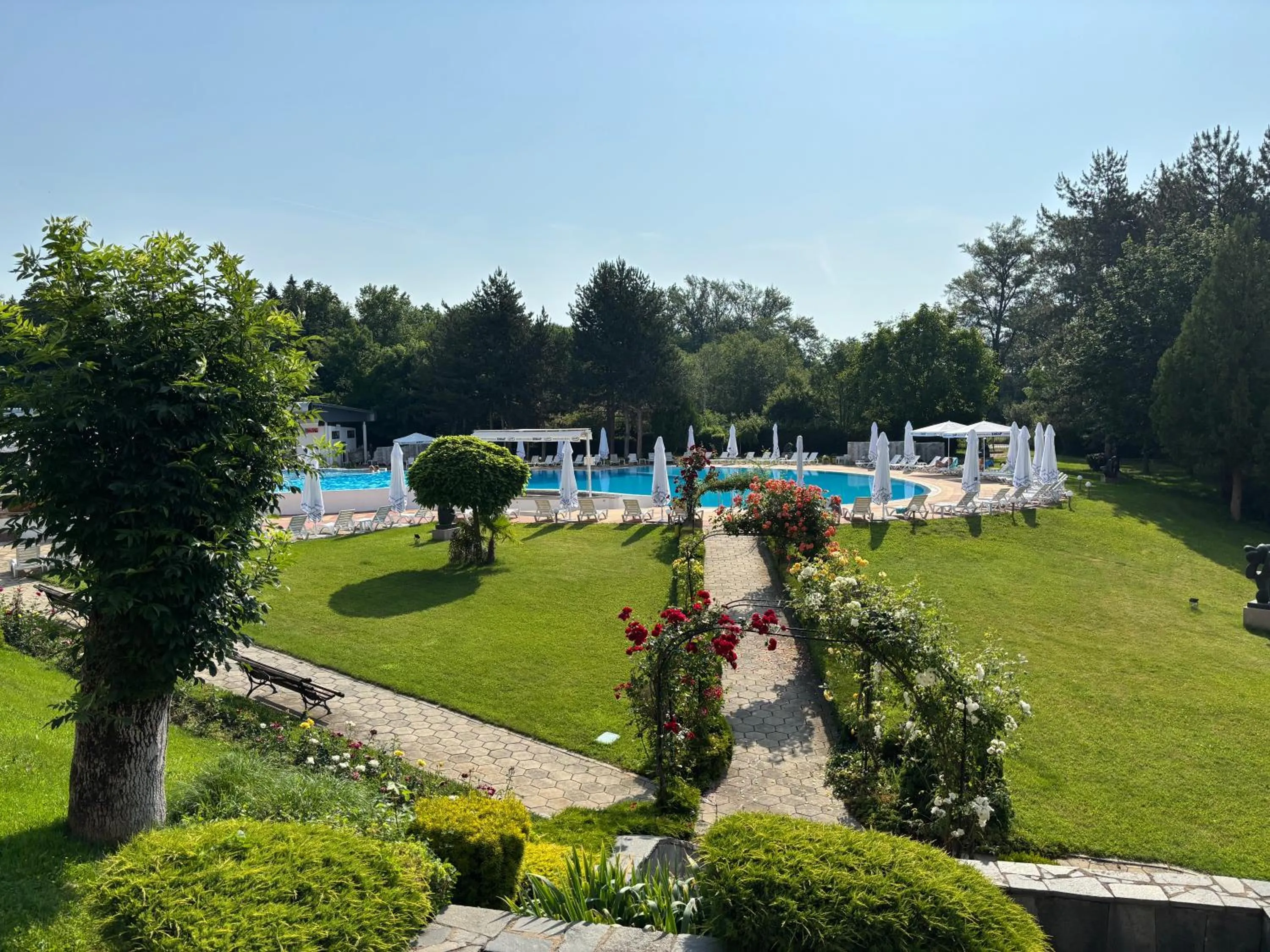 Garden in Hissar Spa Hotel