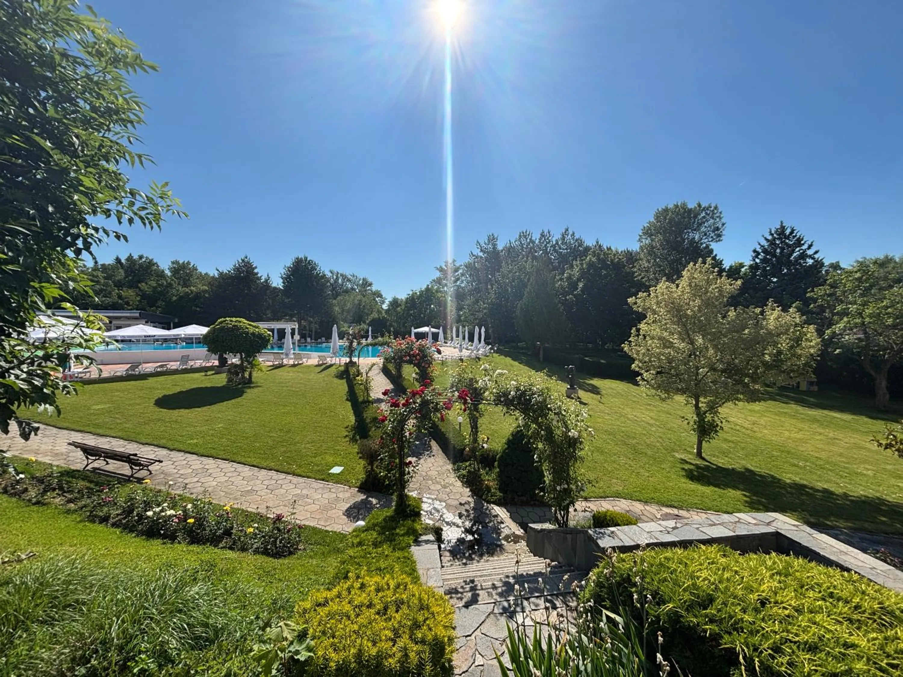 Garden in Hissar Spa Hotel