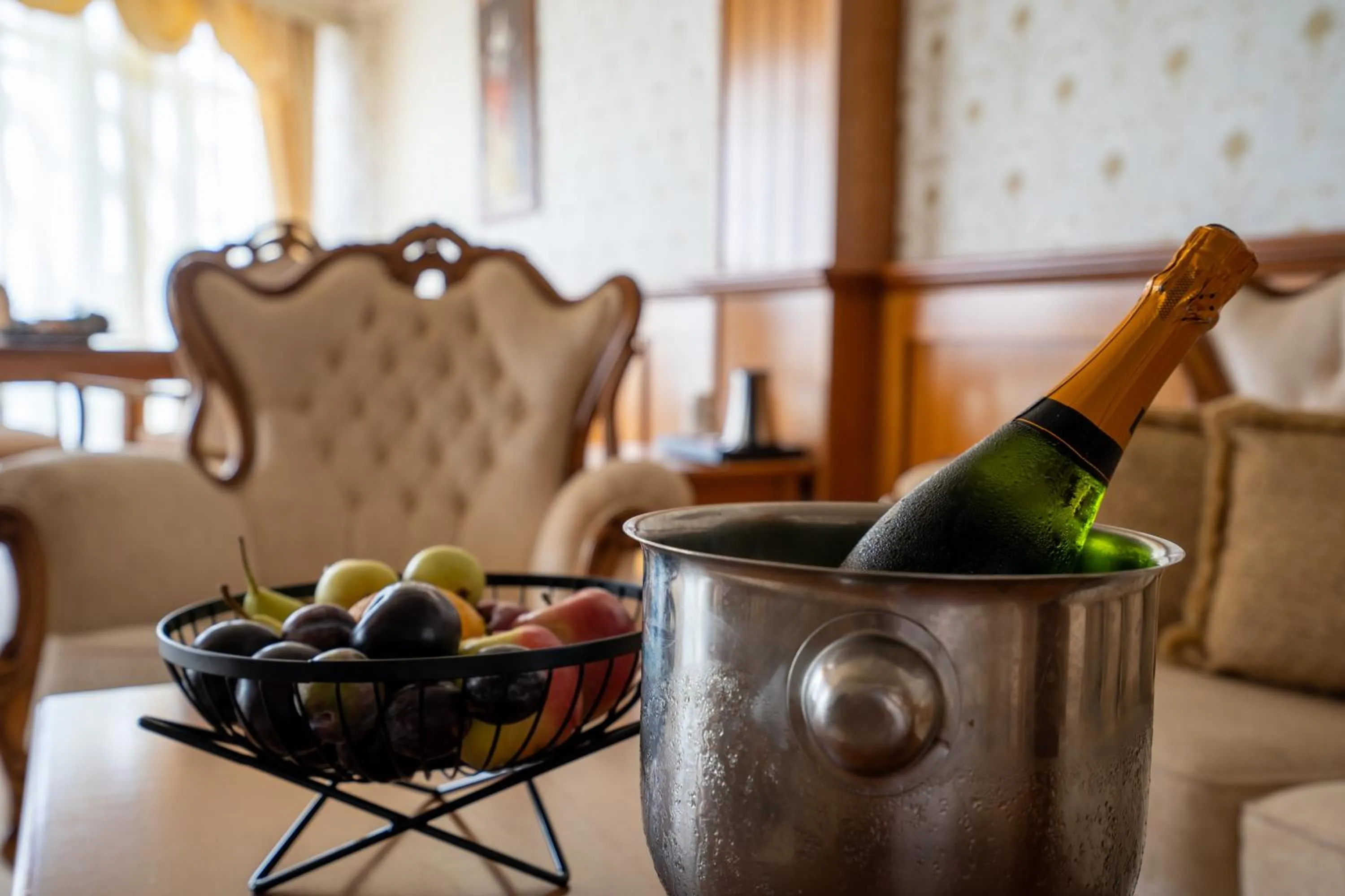 Living room in Hissar Spa Hotel